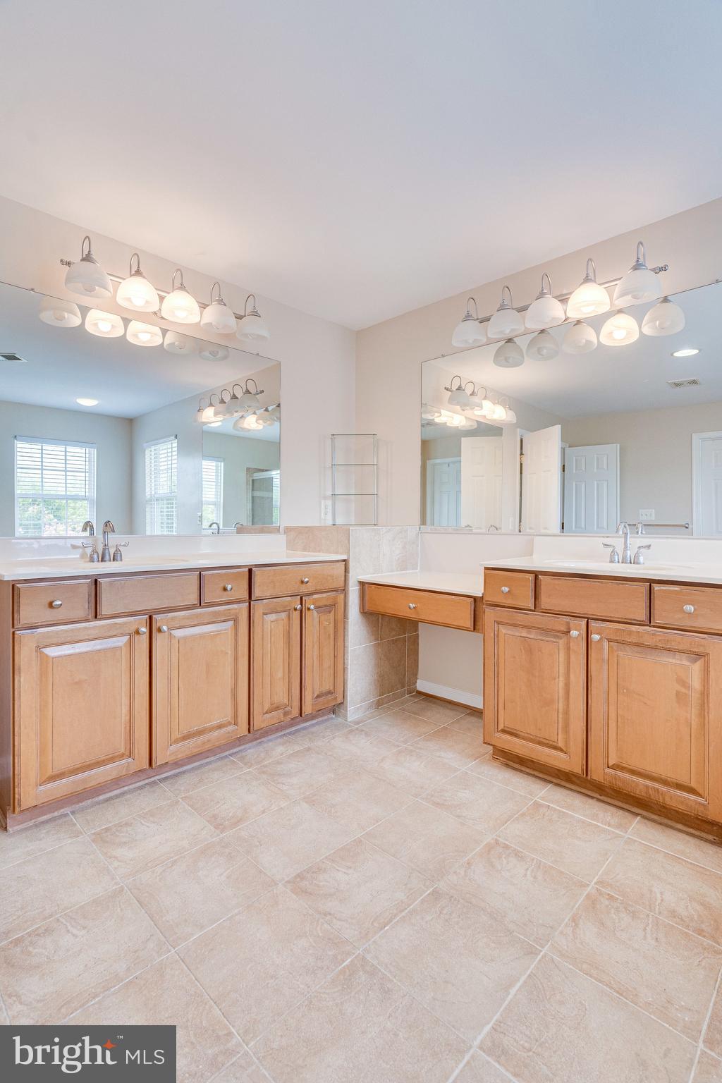 BLUE SPRING FARM - Residential