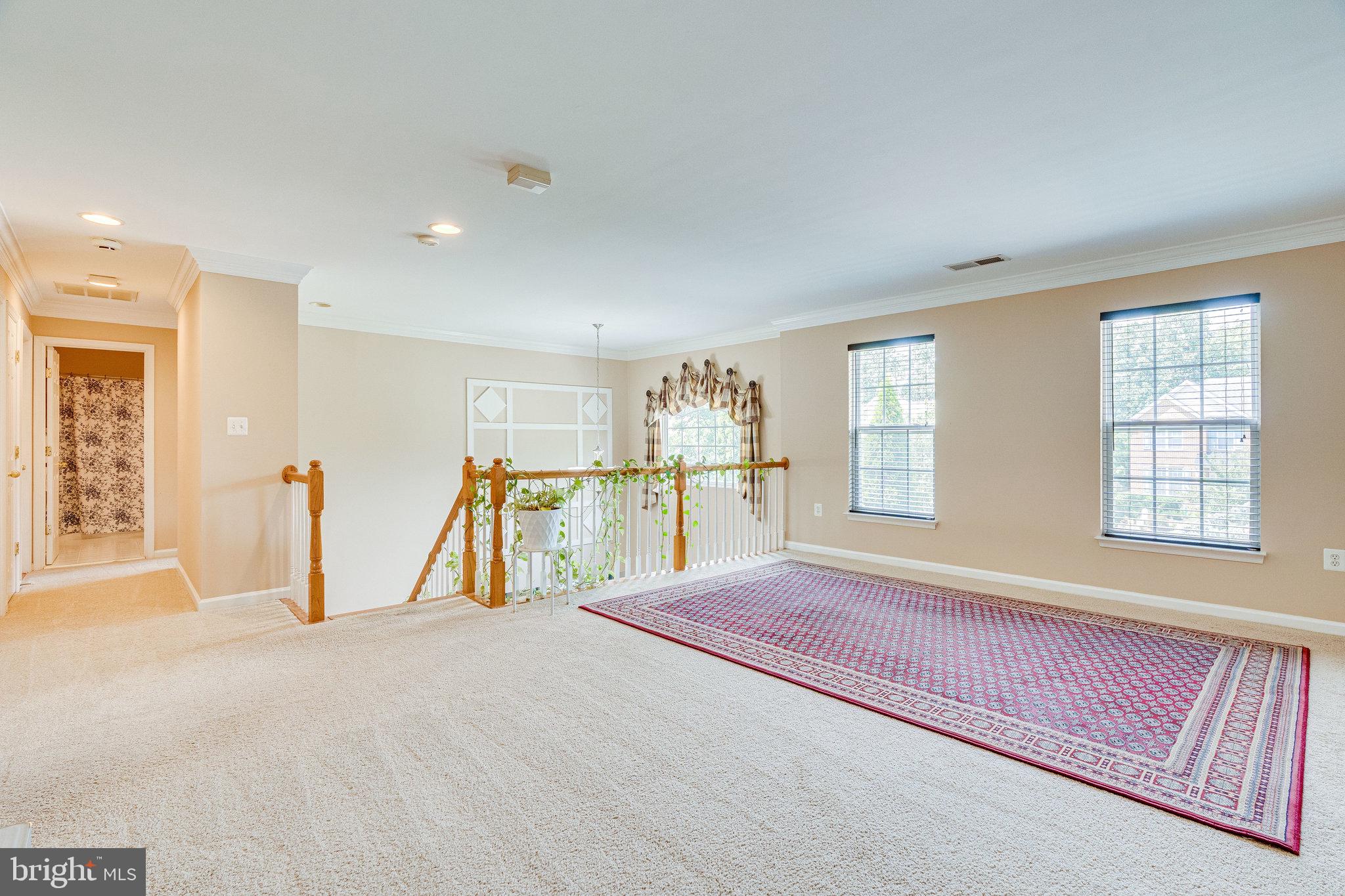 BLUE SPRING FARM - Residential