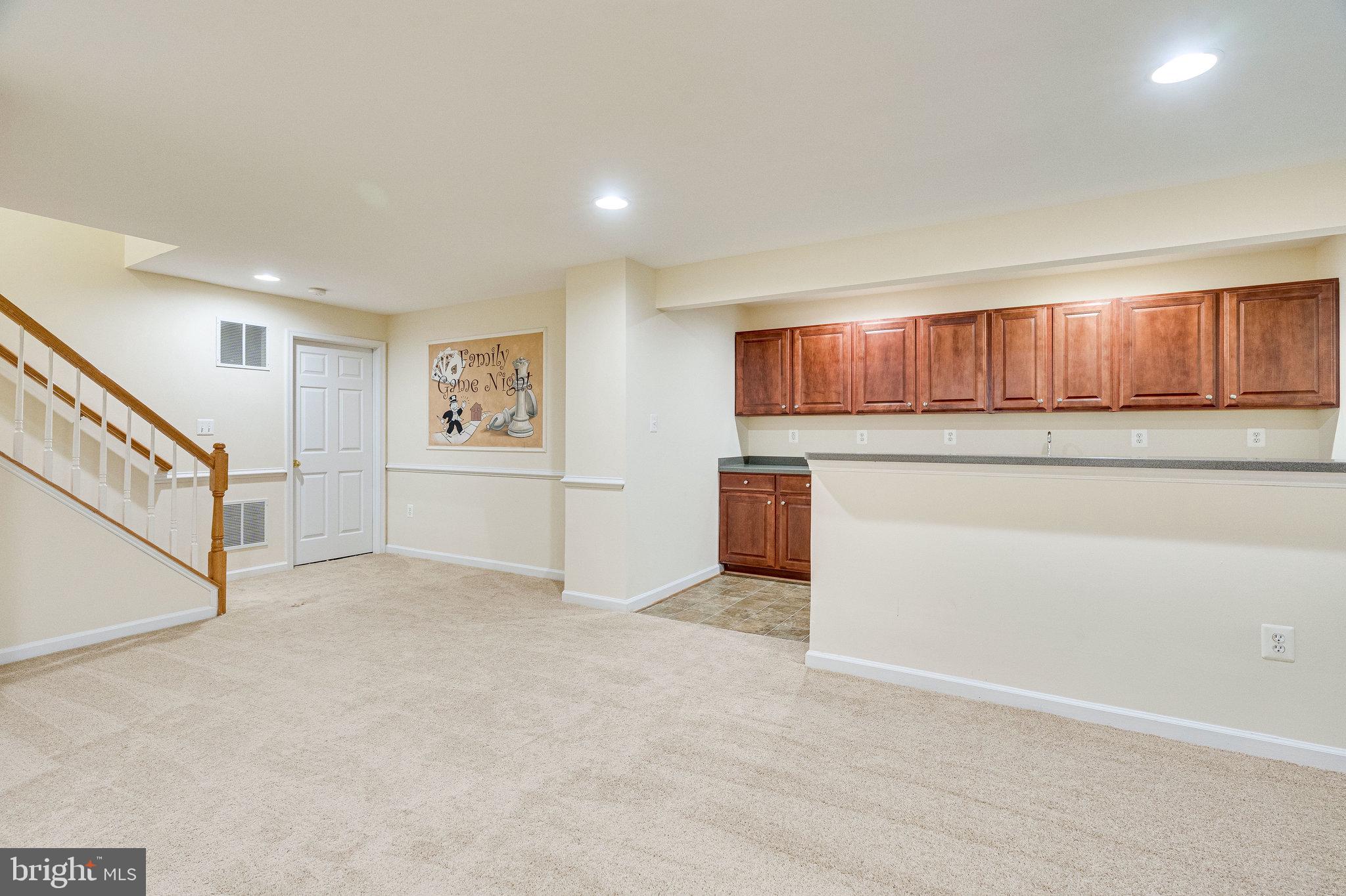 BLUE SPRING FARM - Residential