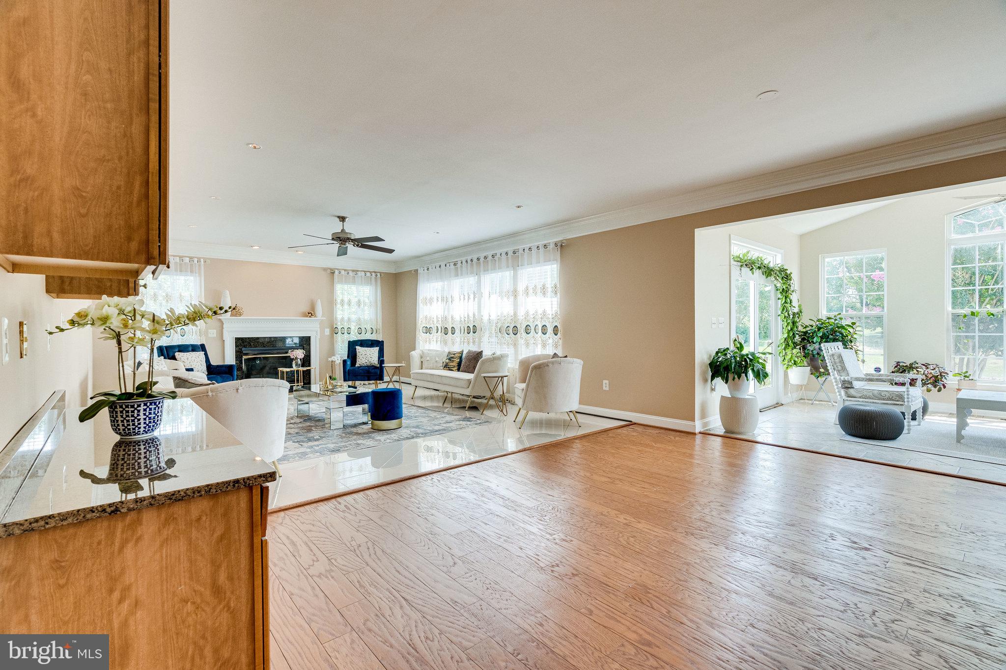 BLUE SPRING FARM - Residential