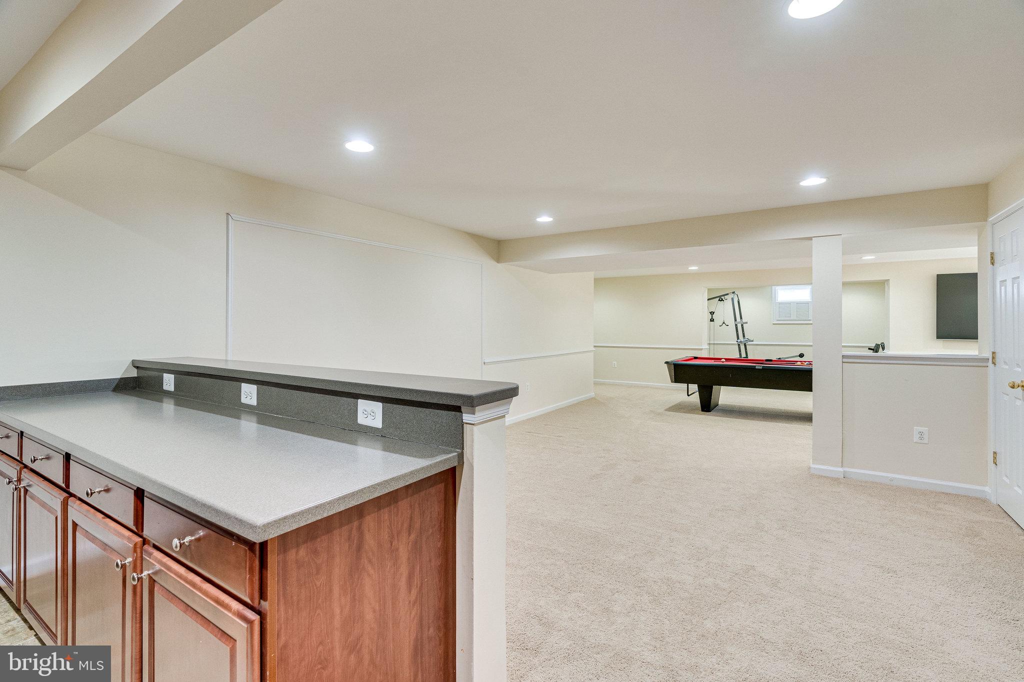 BLUE SPRING FARM - Residential