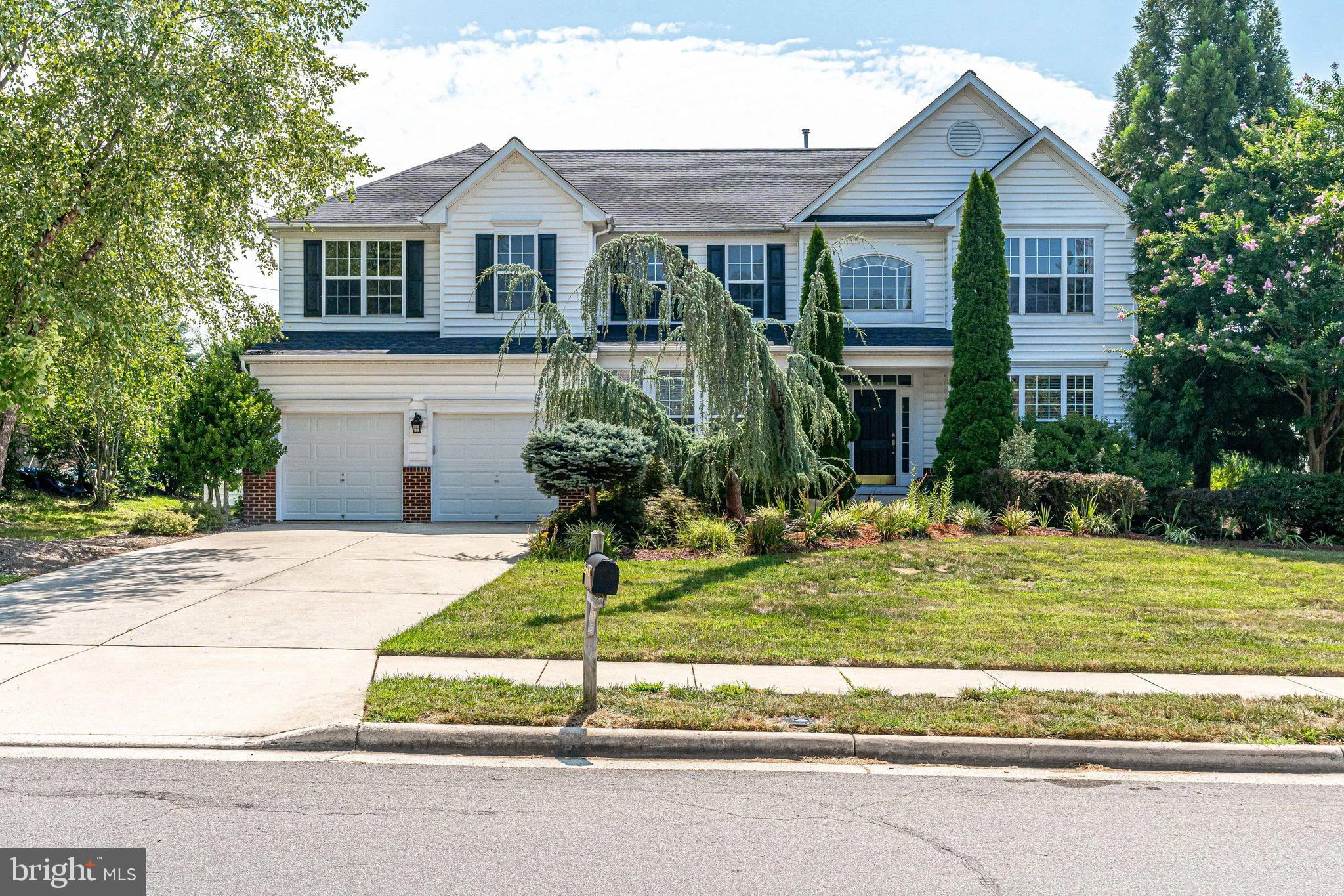 25804 Spring Farm Circle, Chantilly, VA 20152