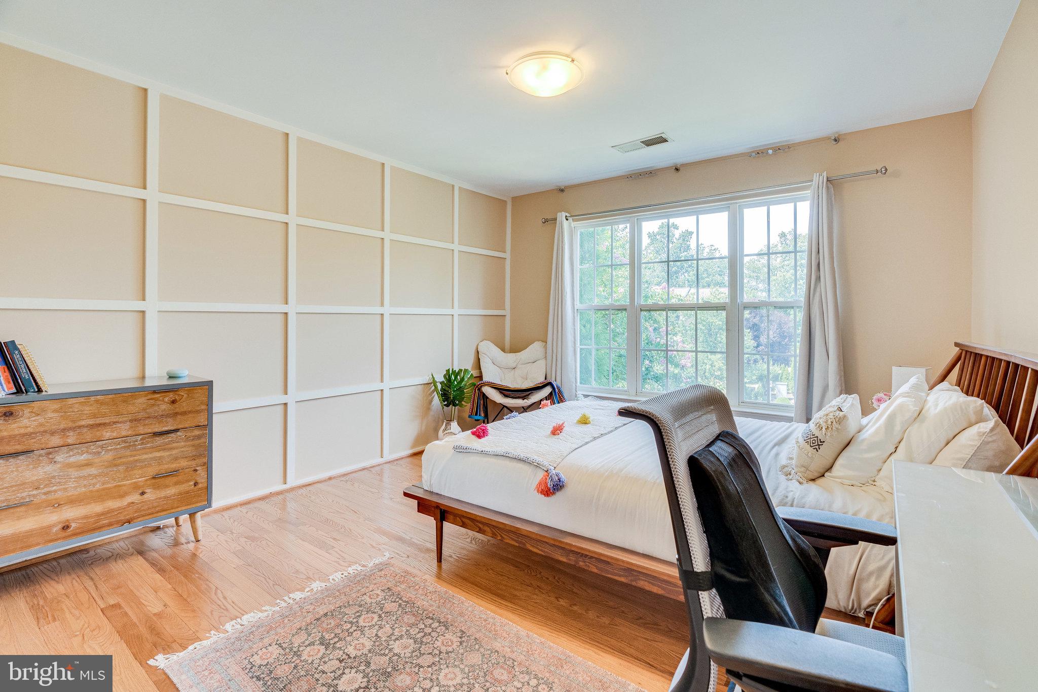 BLUE SPRING FARM - Residential