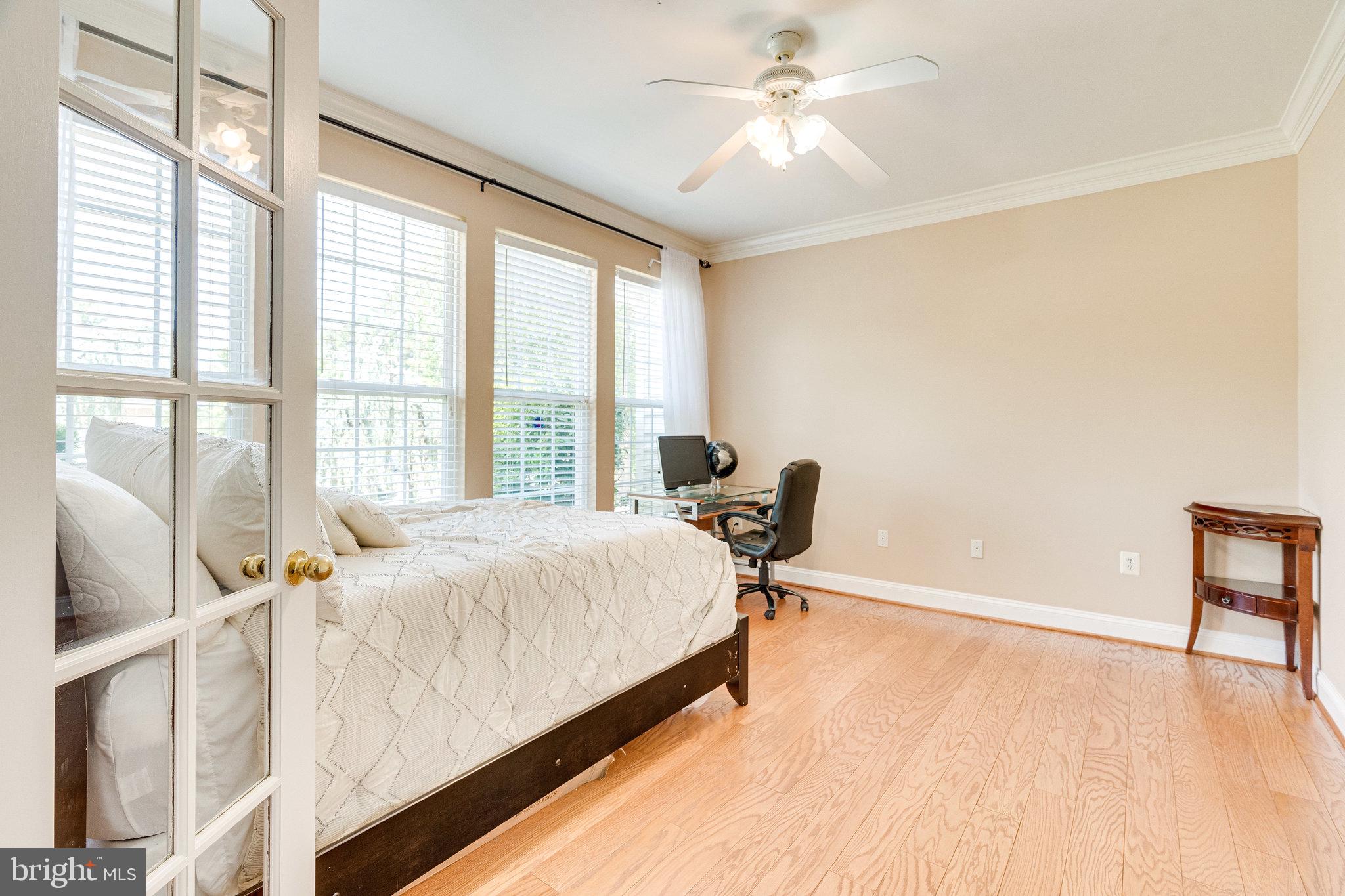 BLUE SPRING FARM - Residential