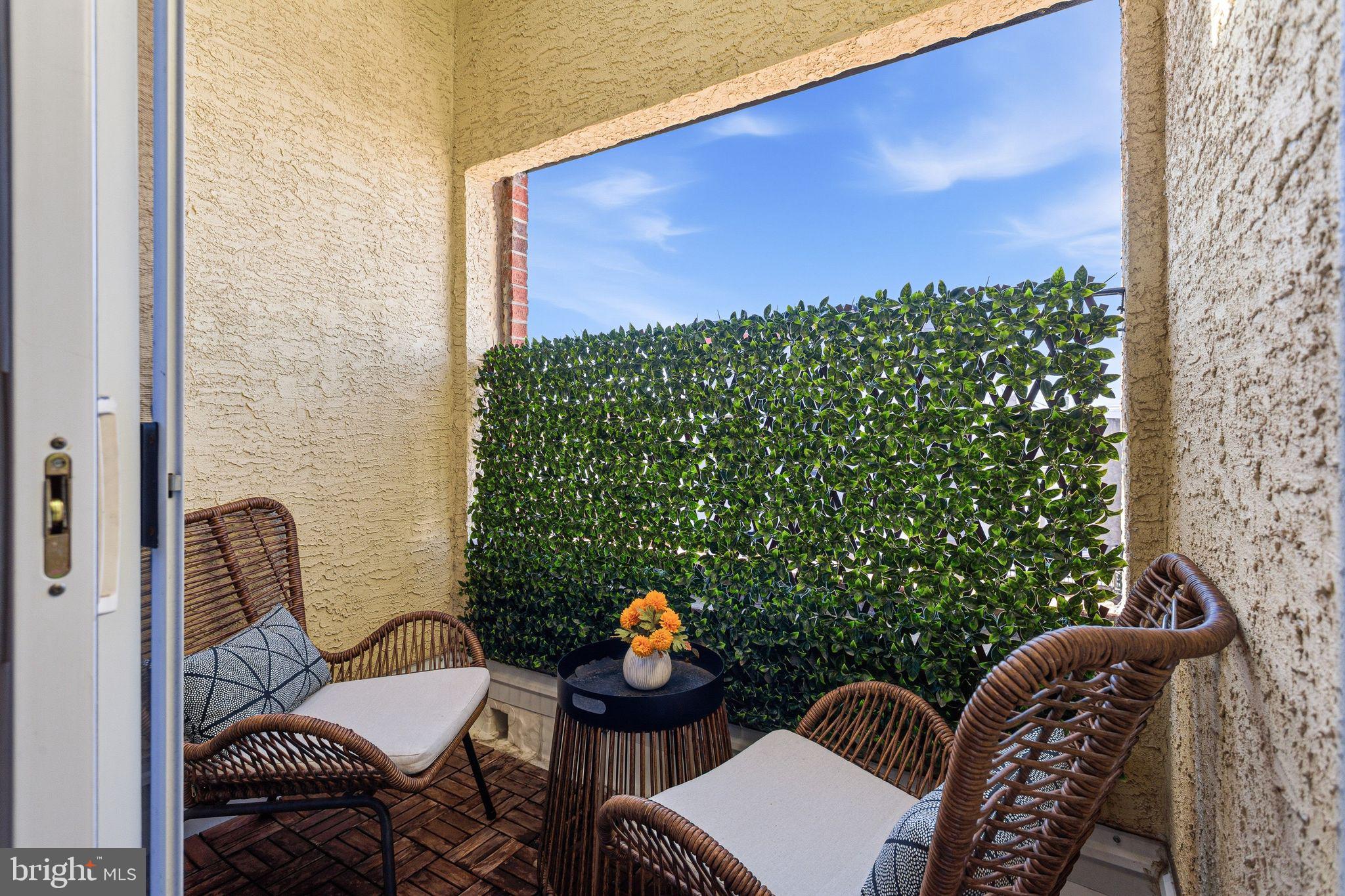 ART MUSEUM AREA - Residential