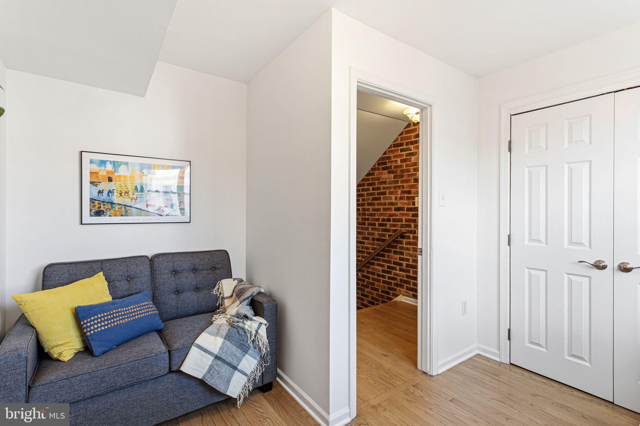 ART MUSEUM AREA - Residential