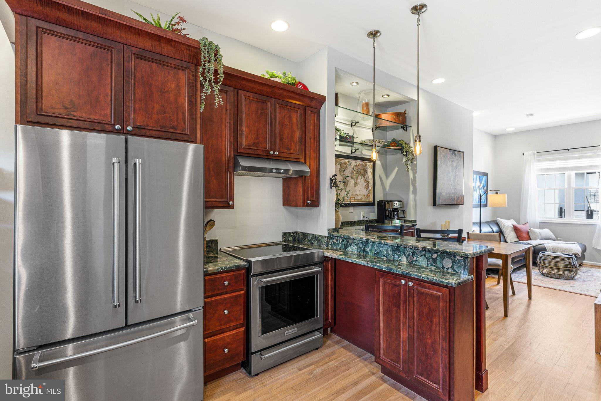 ART MUSEUM AREA - Residential