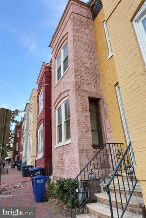 1211 34TH STREET NW WASHINGTON DC 20007