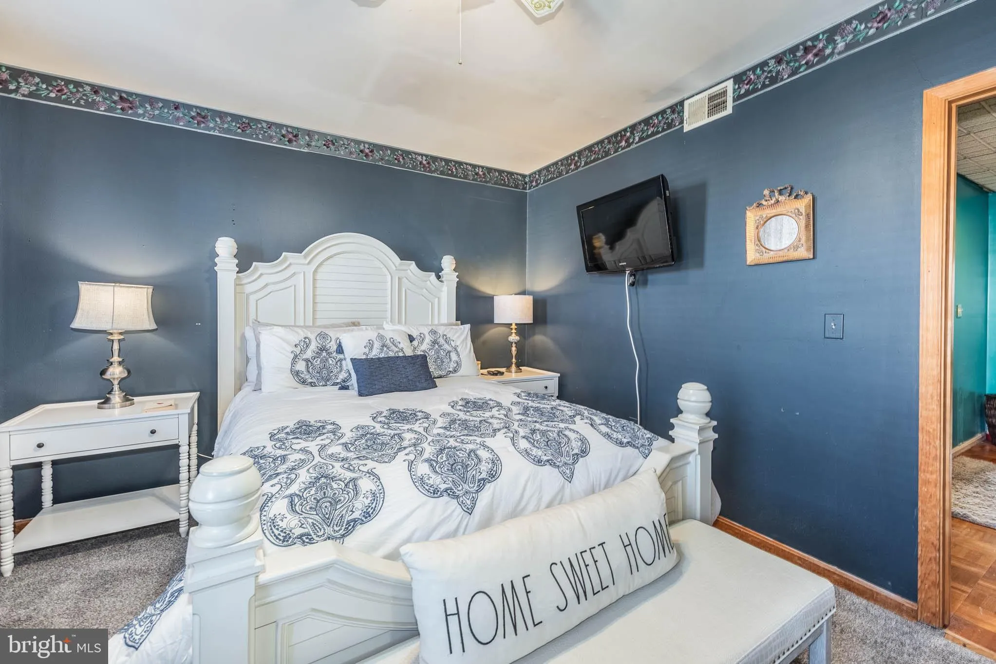 Baltimore, Maryland 21224, United States, 3 Bedrooms Bedrooms, ,2 BathroomsBathrooms,Residential,Pending,103110