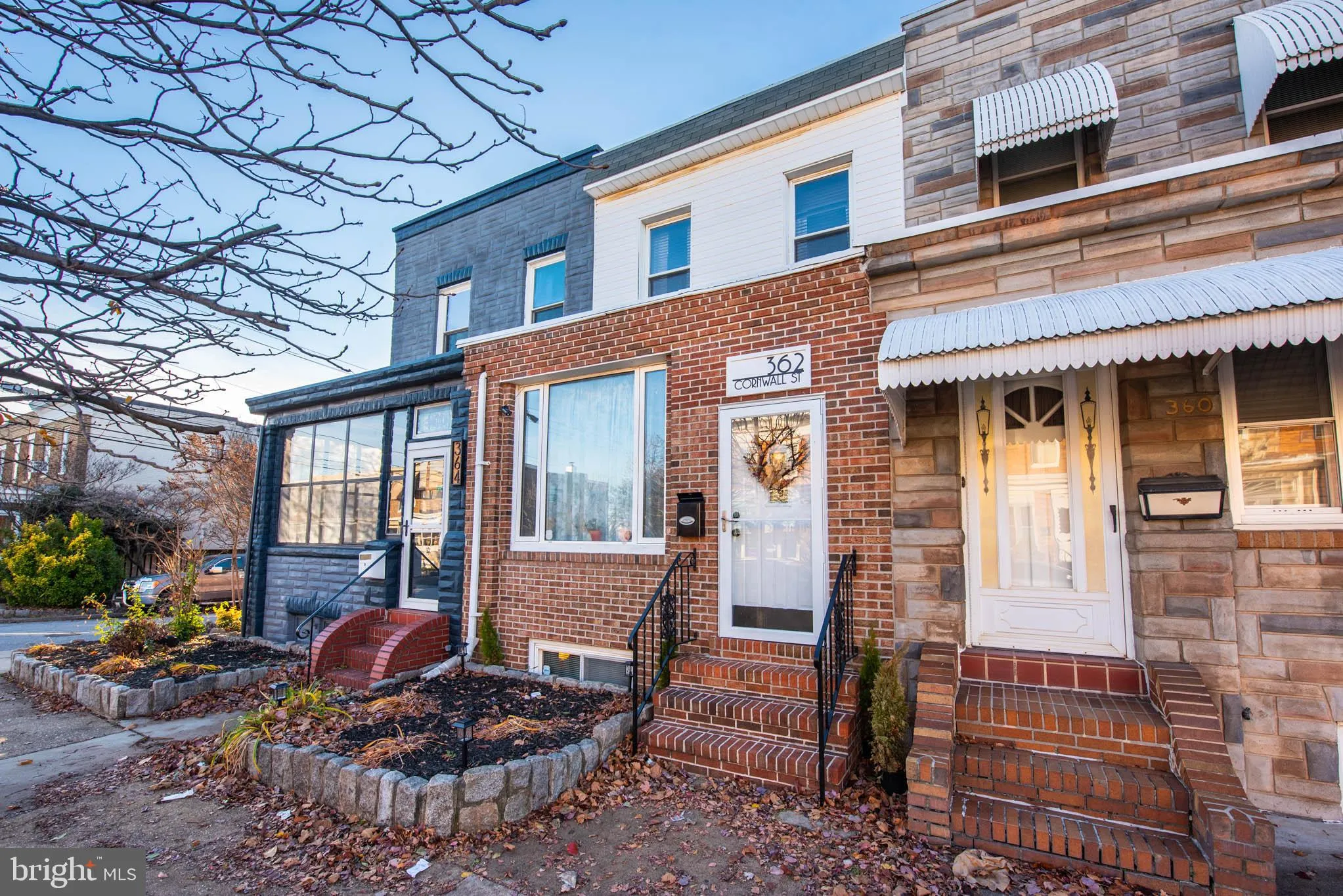 Baltimore, Maryland 21224, United States, 3 Bedrooms Bedrooms, ,2 BathroomsBathrooms,Residential,Pending,103110