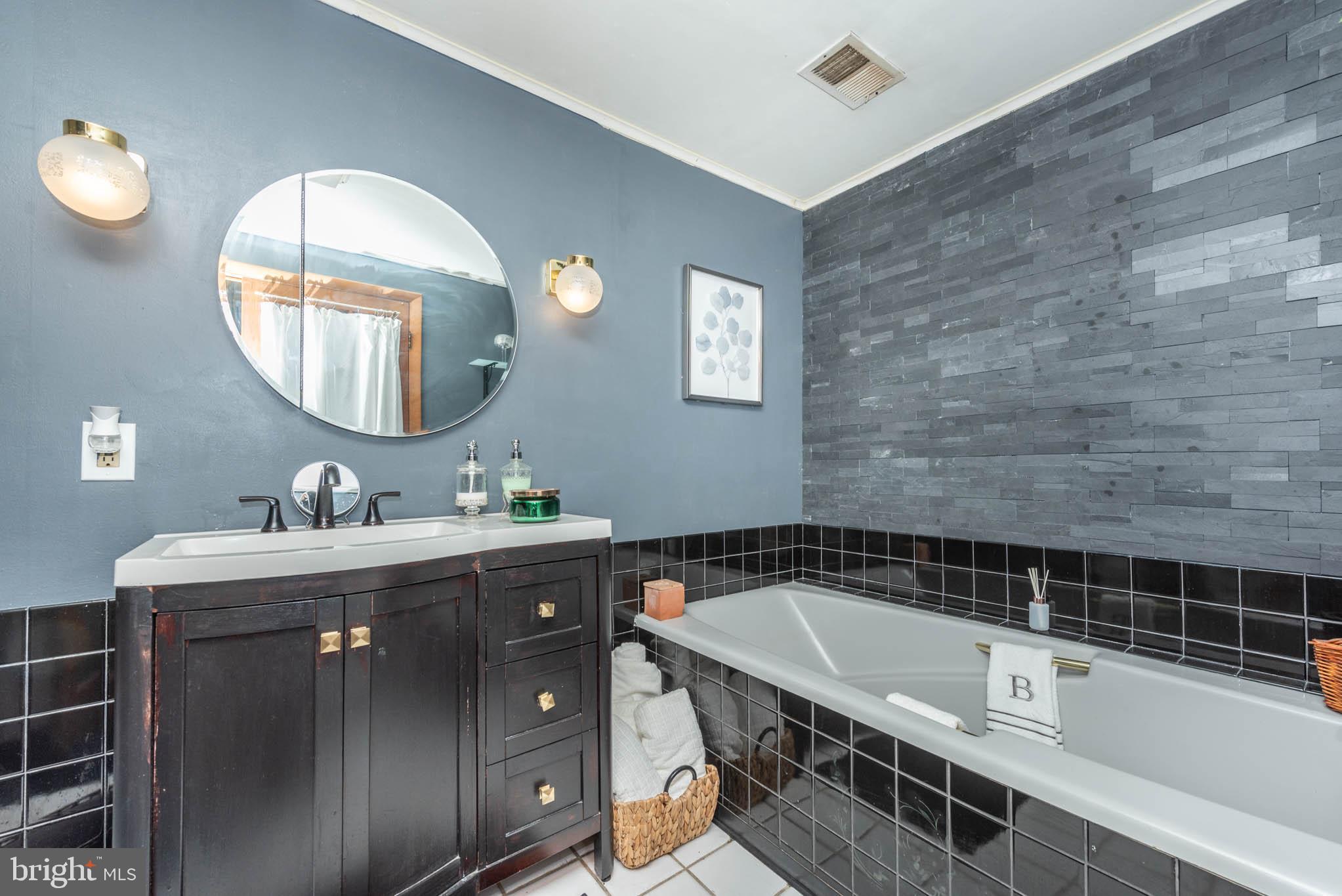 BAYVIEW - Residential