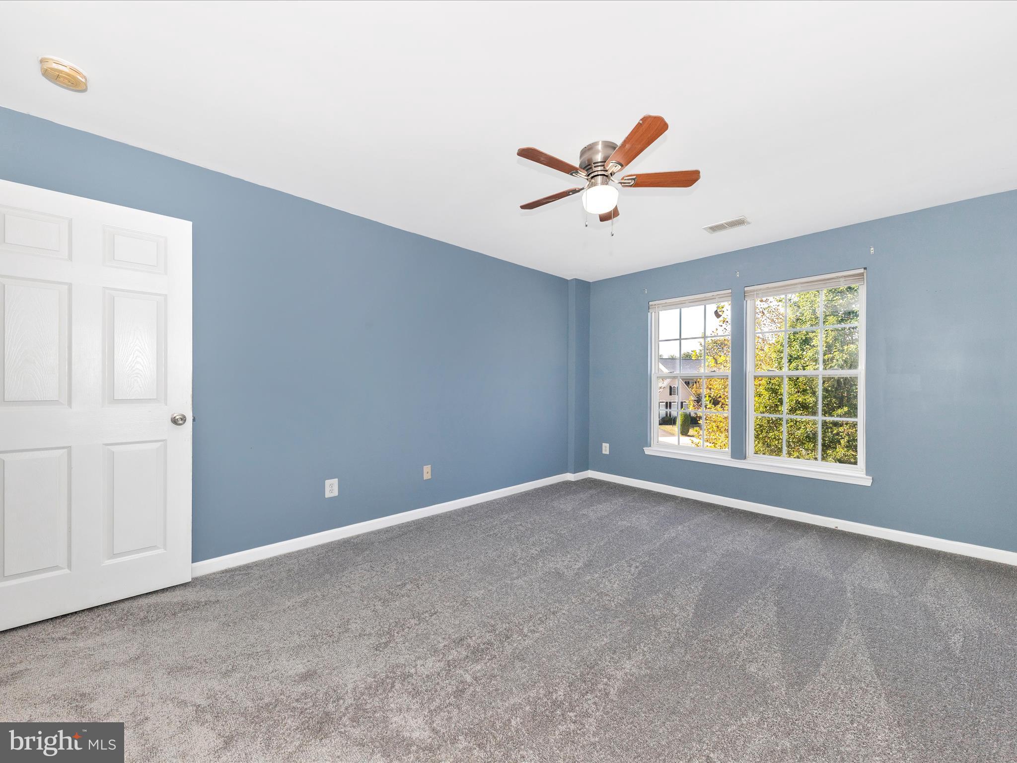 NEW TOWN MEADOWS - Residential