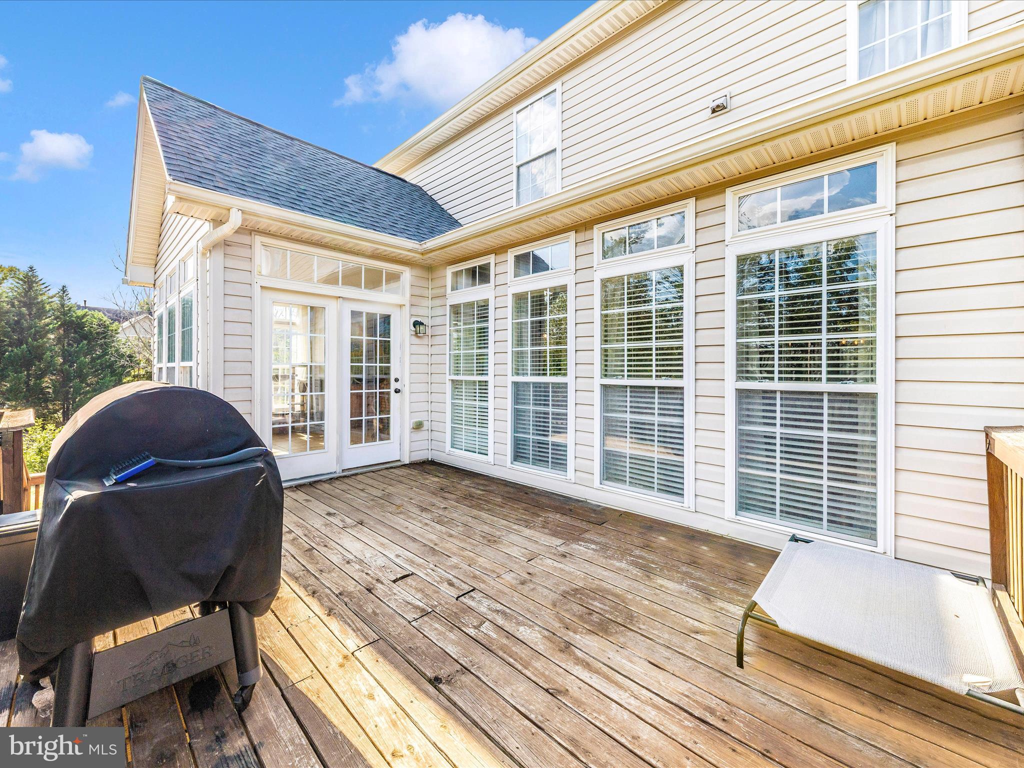 NEW TOWN MEADOWS - Residential