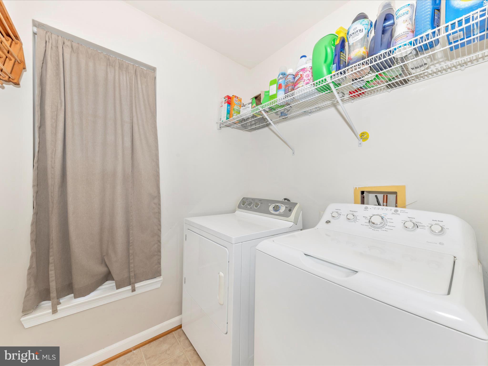 NEW TOWN MEADOWS - Residential