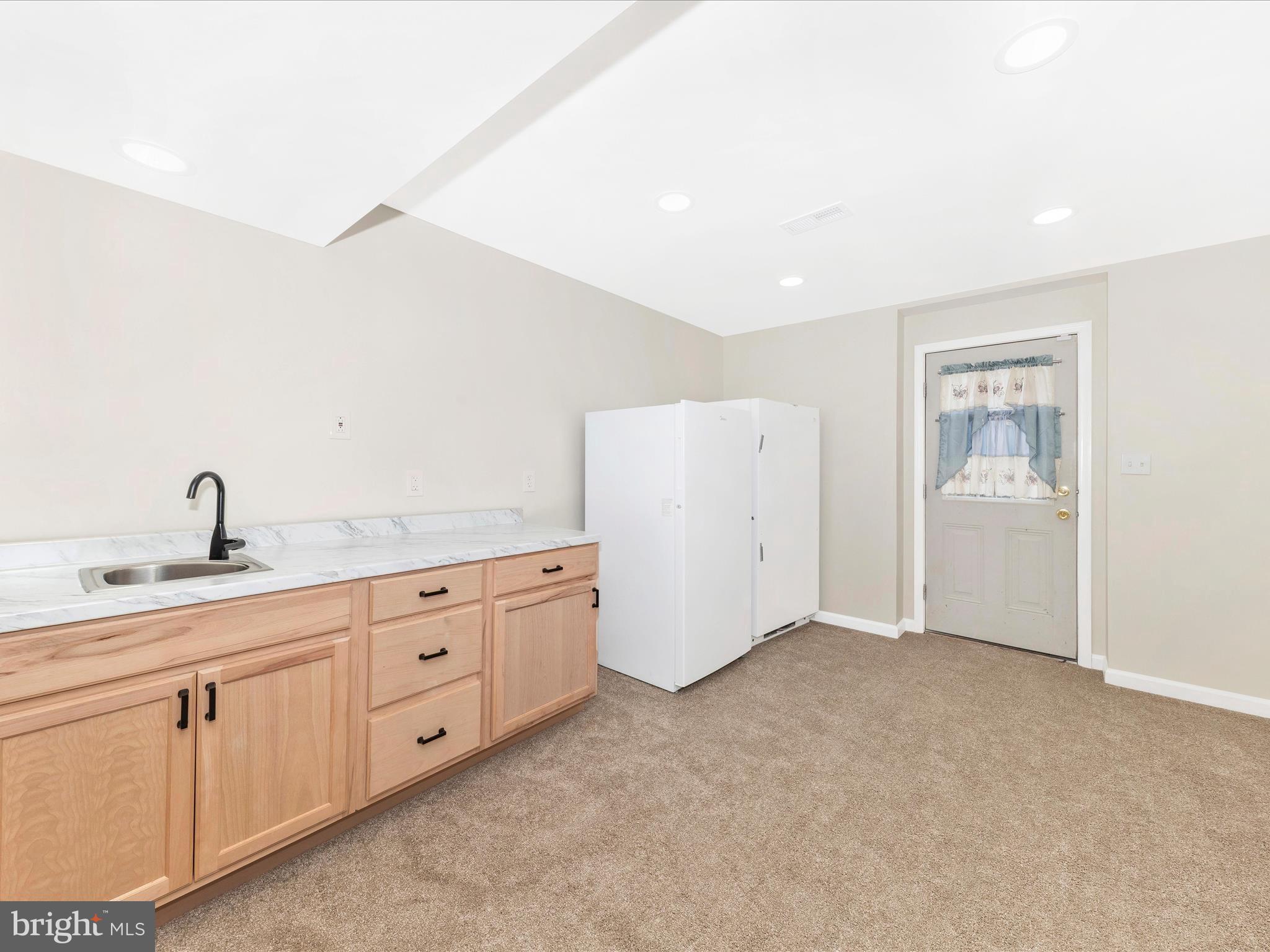 NEW TOWN MEADOWS - Residential