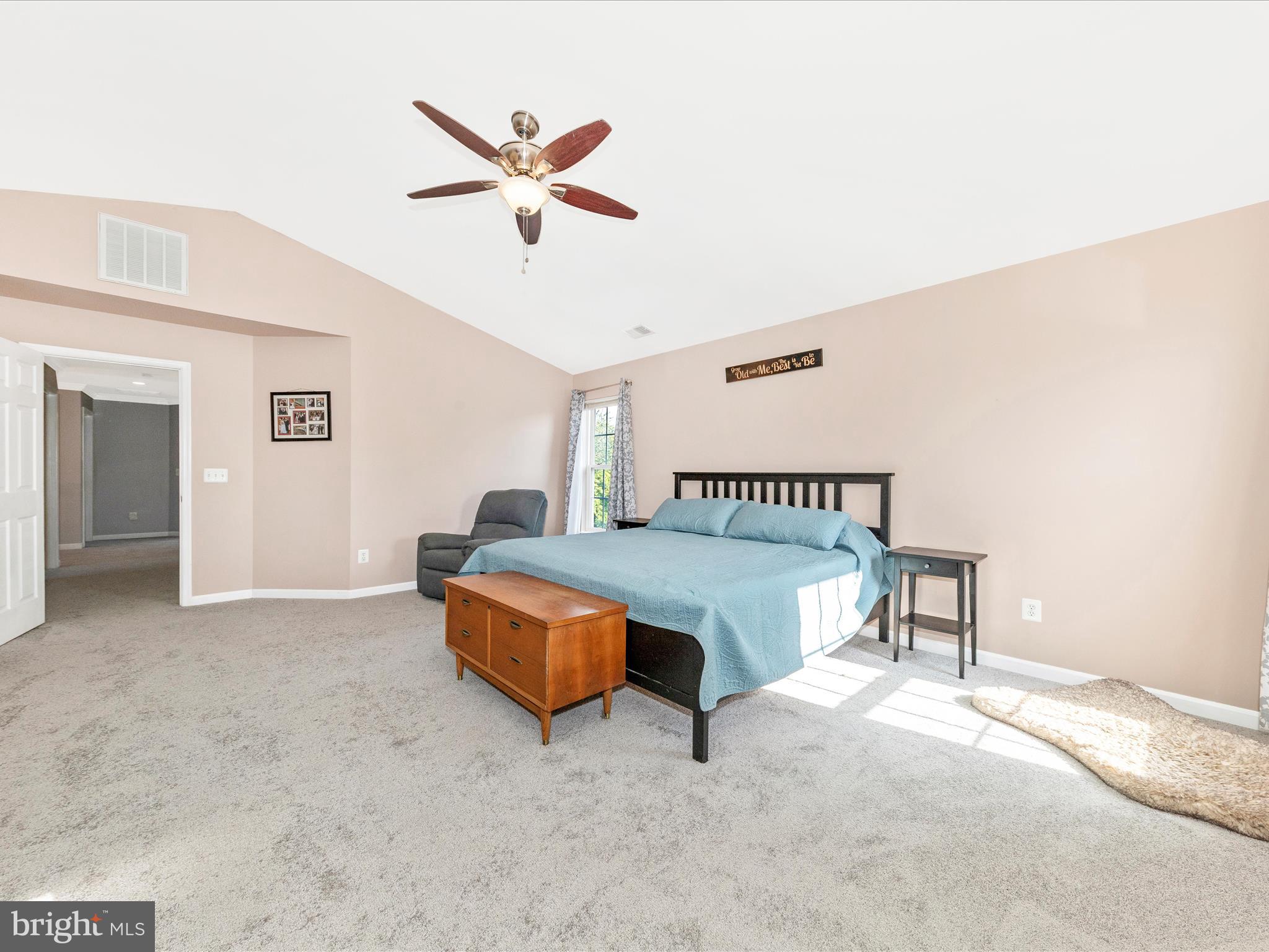 NEW TOWN MEADOWS - Residential