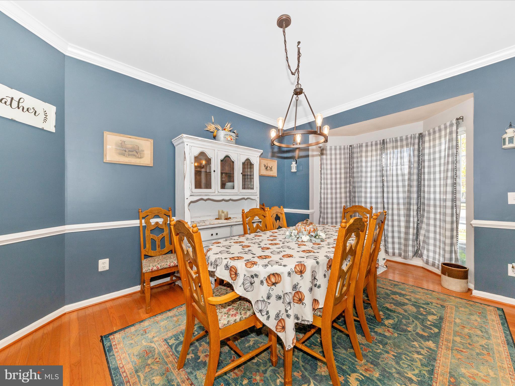 NEW TOWN MEADOWS - Residential