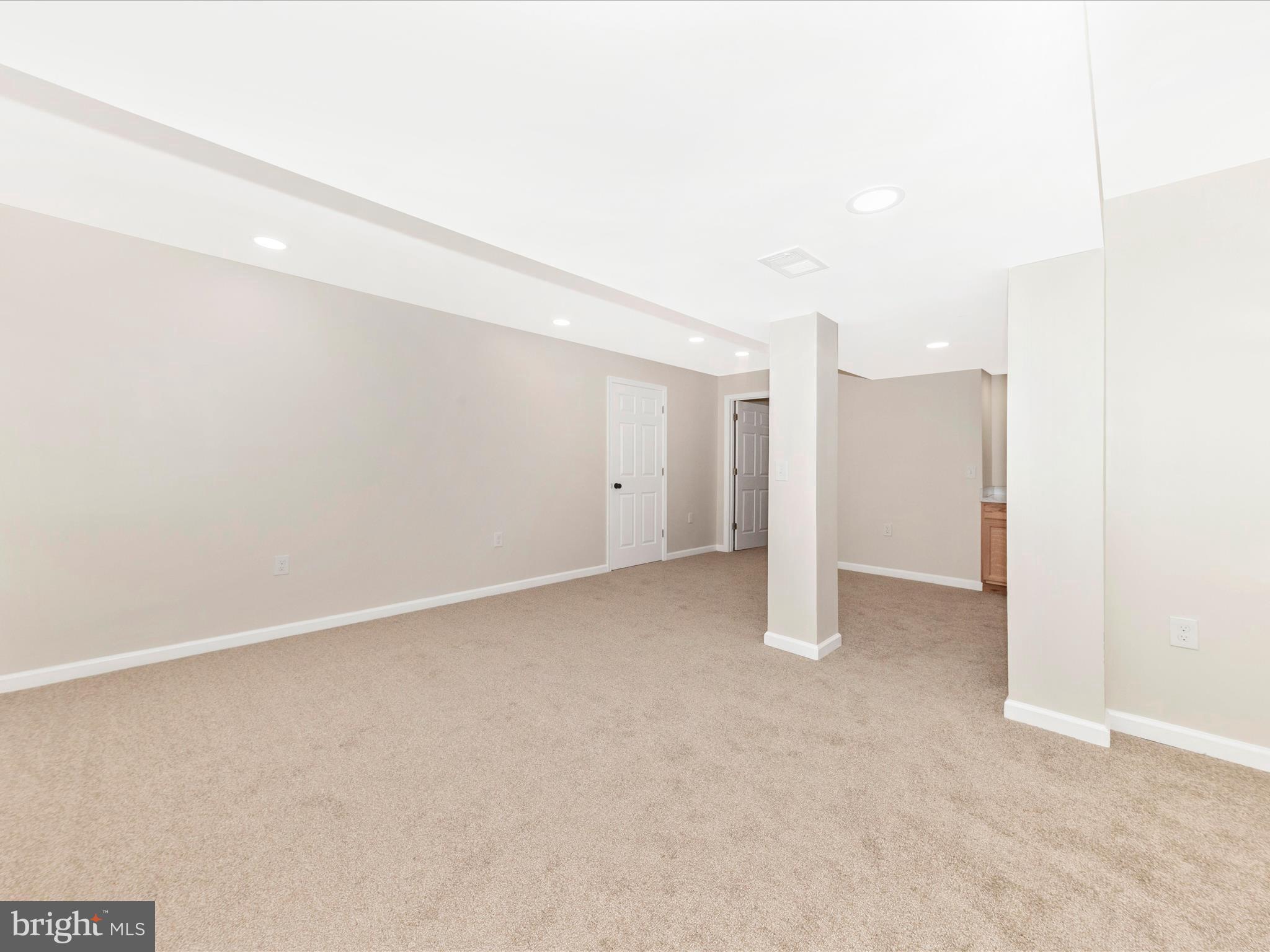 NEW TOWN MEADOWS - Residential