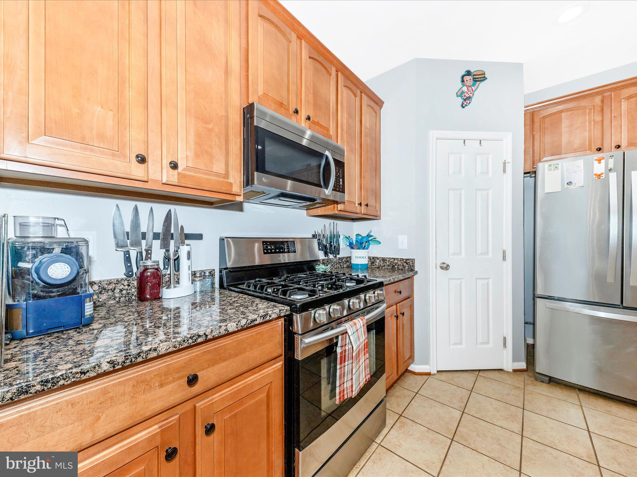 NEW TOWN MEADOWS - Residential