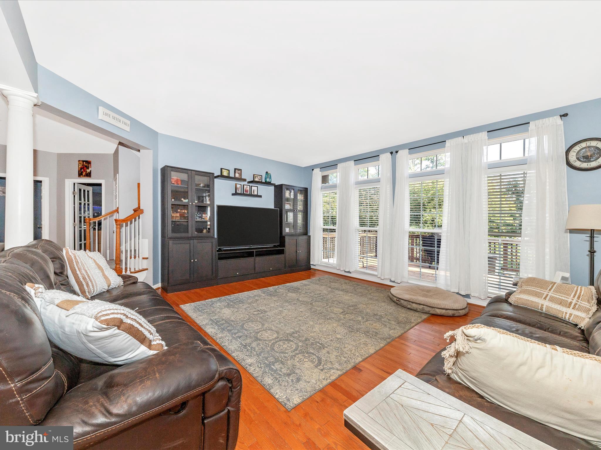 NEW TOWN MEADOWS - Residential