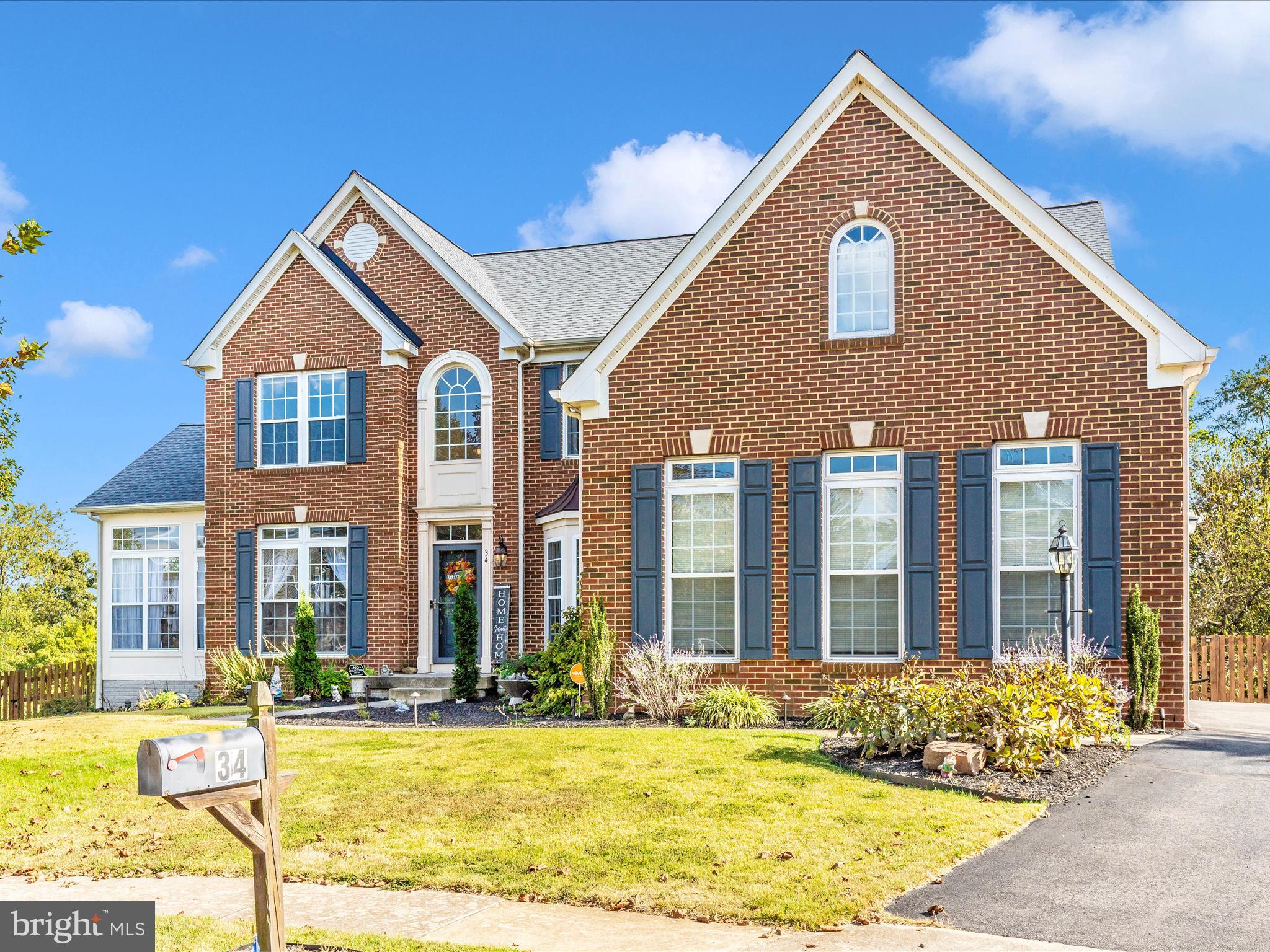 NEW TOWN MEADOWS - Residential