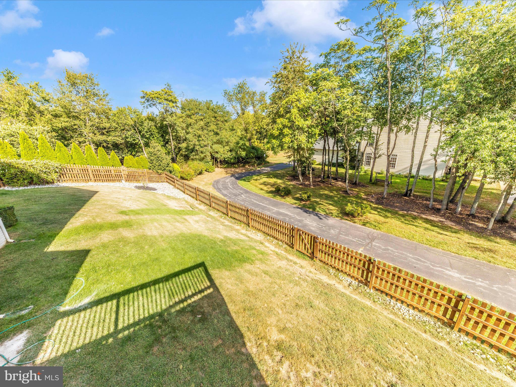 NEW TOWN MEADOWS - Residential