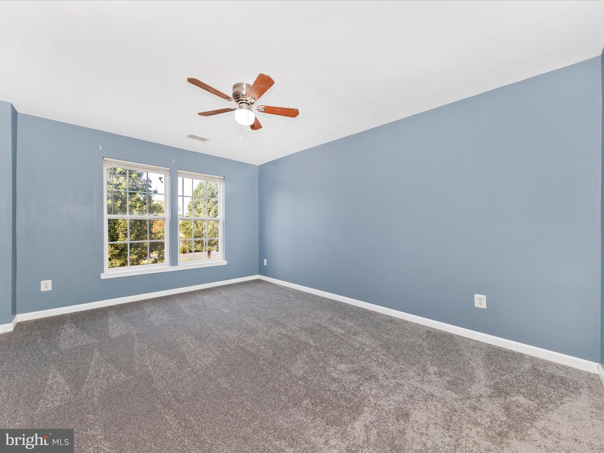 NEW TOWN MEADOWS - Residential