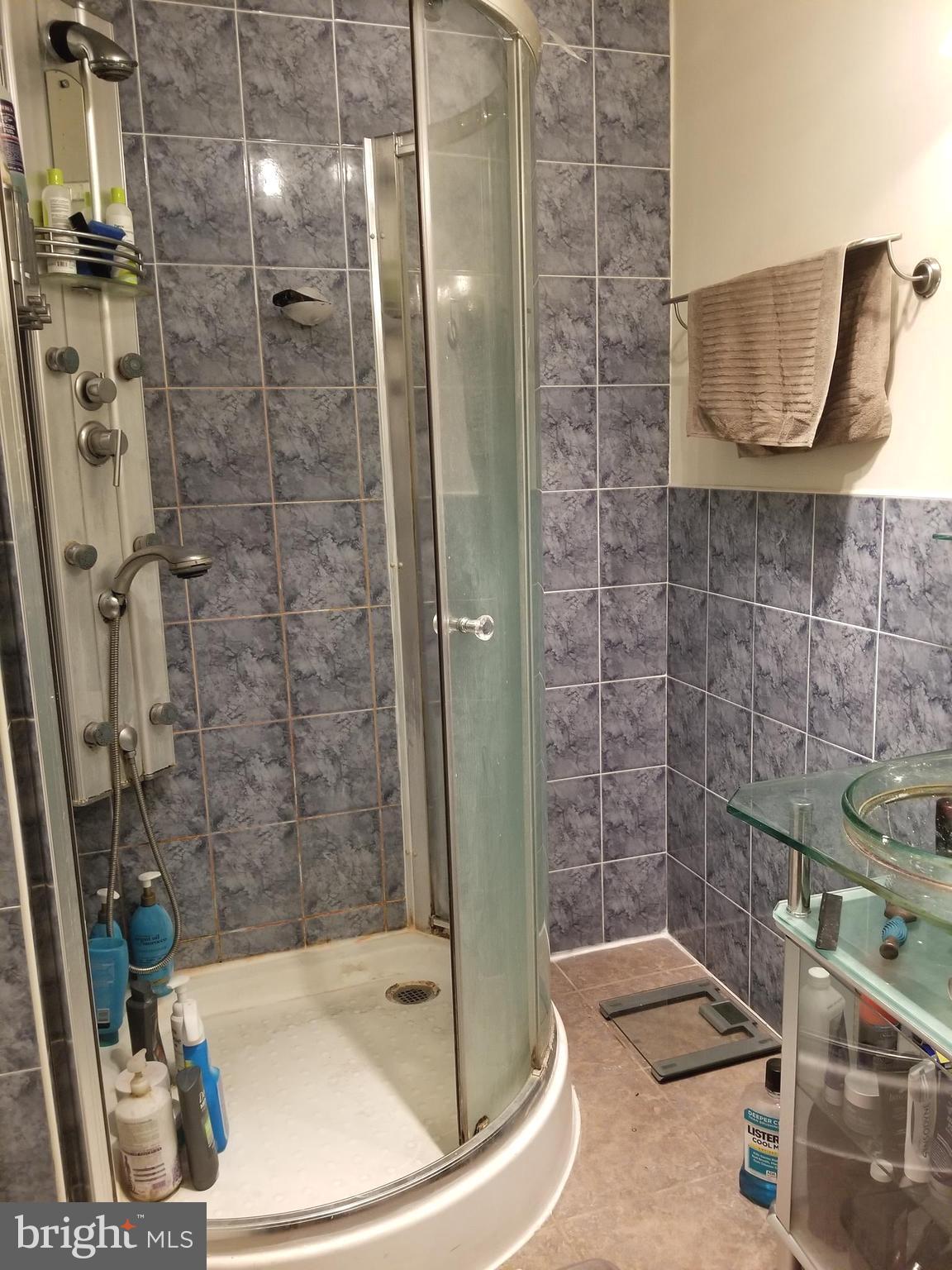 BELLA VISTA - Residential Lease