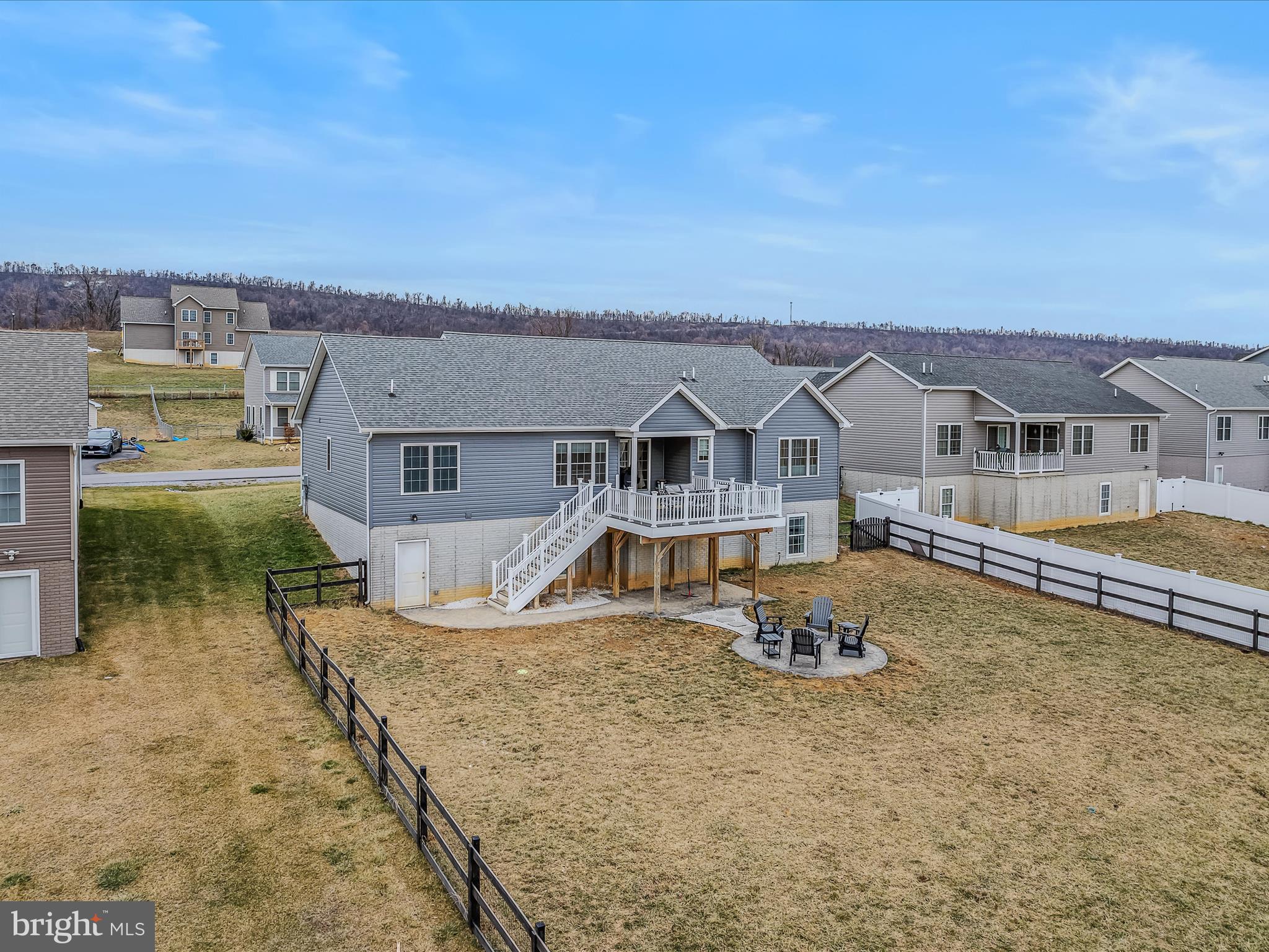 PEBBLE RIDGE - Residential