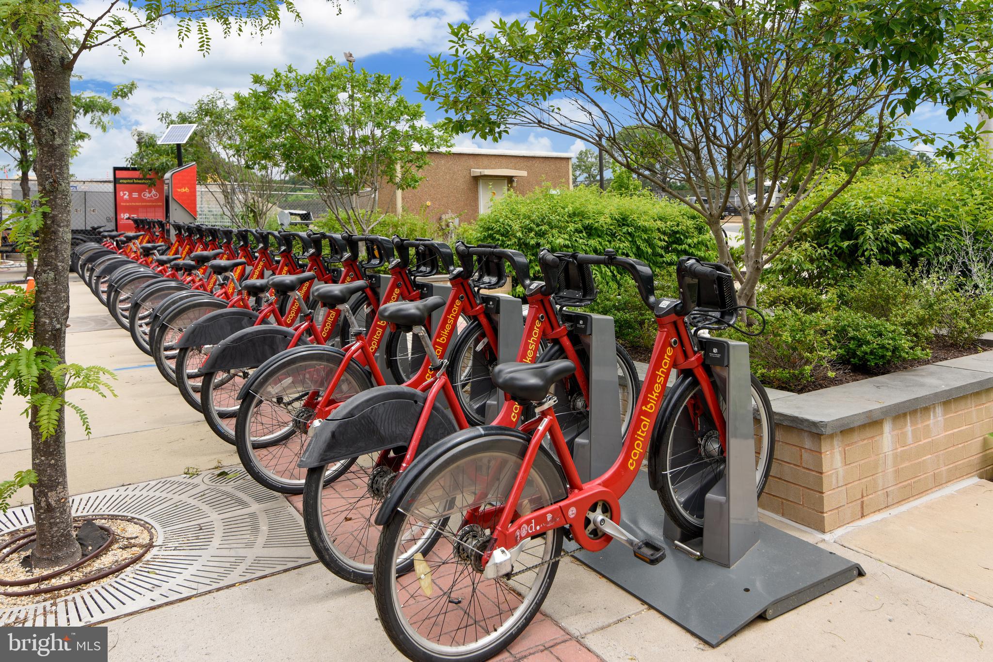 WESTBRIAR PLAZA - Residential Lease