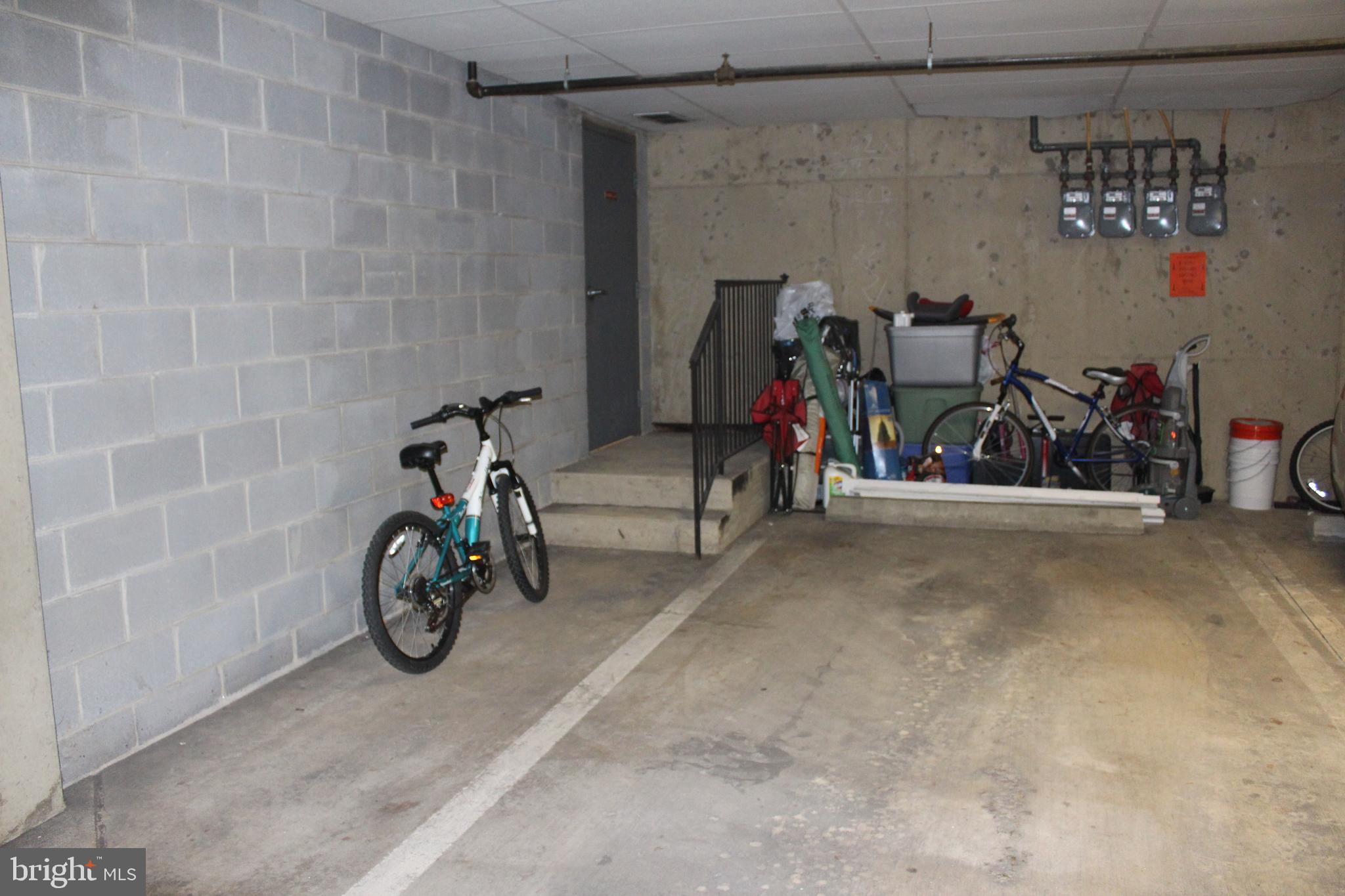 WESTBRIAR PLAZA - Residential Lease