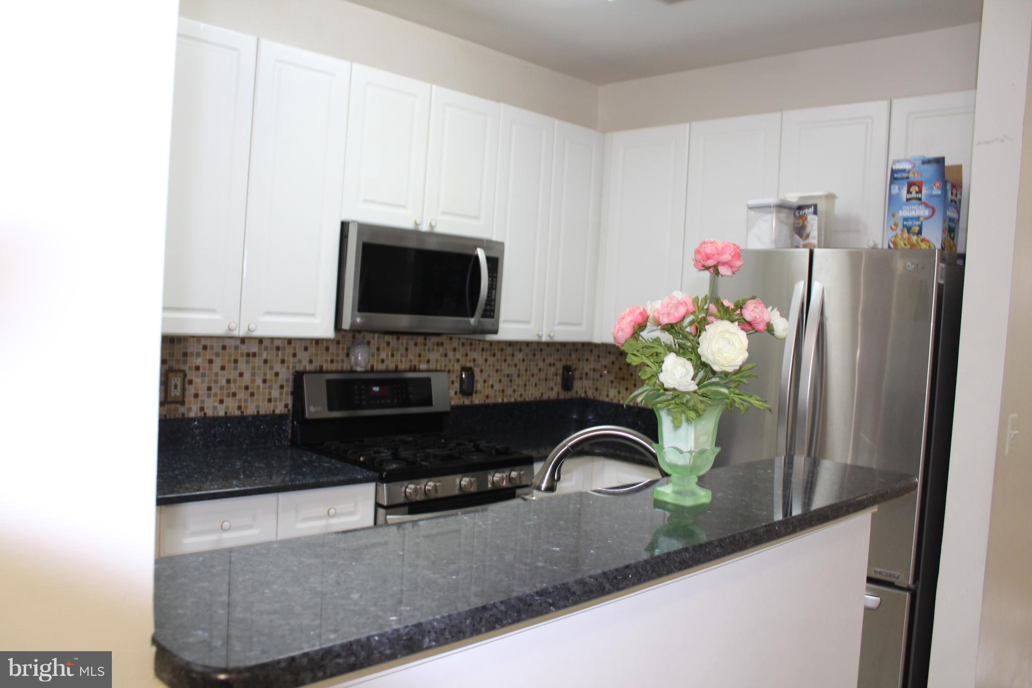 WESTBRIAR PLAZA - Residential Lease