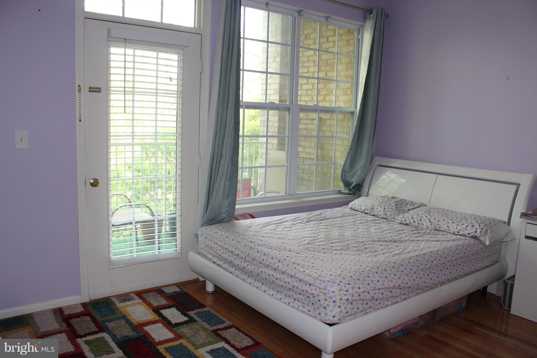 WESTBRIAR PLAZA - Residential Lease