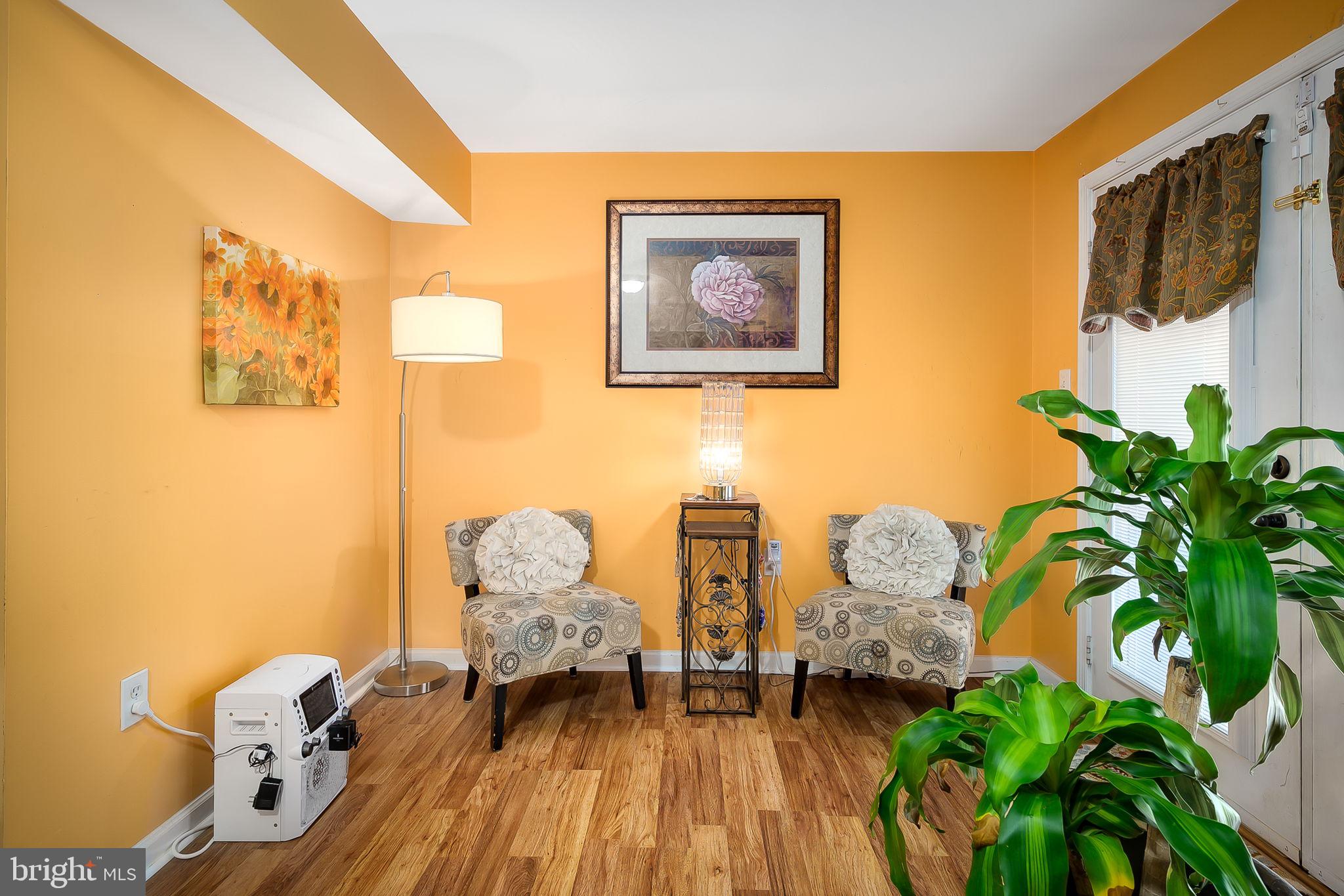 COUNTY GREEN - Residential