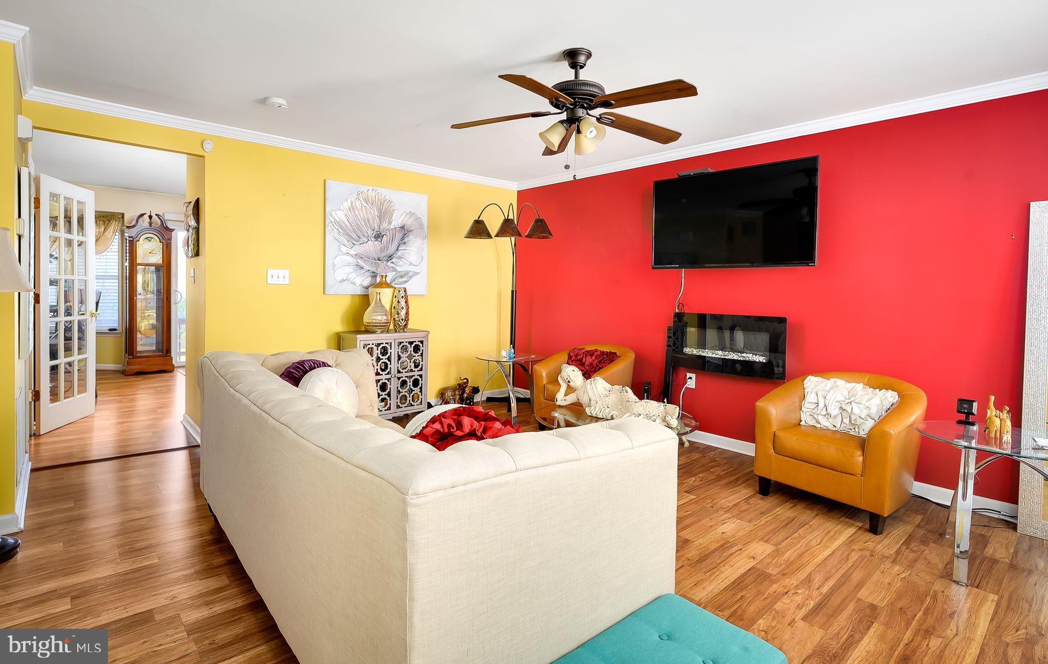 COUNTY GREEN - Residential