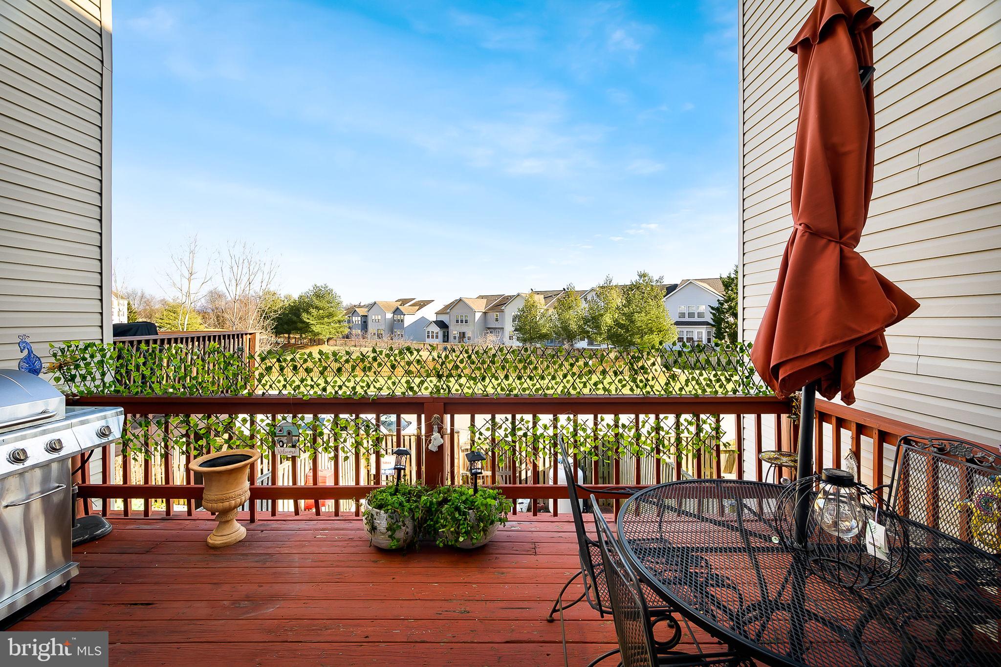 COUNTY GREEN - Residential