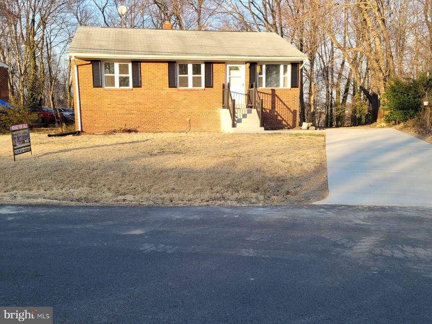 No HOA, Elegant exterior and formal interior, Move in Ready, 6 Bedrooms, 2 full baths, 2 Levels, Fully finished house. New kitchen with granite countertop, New Stainless steel appliances, New electric, new plumbing, new flooring, new windows, new HVAC, New bathrooms, new paint and fully finished private walkup basement. Conveniently located near I-95, public transportation, Potomac Mills shopping, grocery stores, great schools and more!..........
 Start the  season spring in your new home! Schedule online for a showing today!! ALL QUESTIONS are to be sent via email. Email communication is highly preferred. Home is fully available, and listing is updated daily. Offers presented as they arrive.