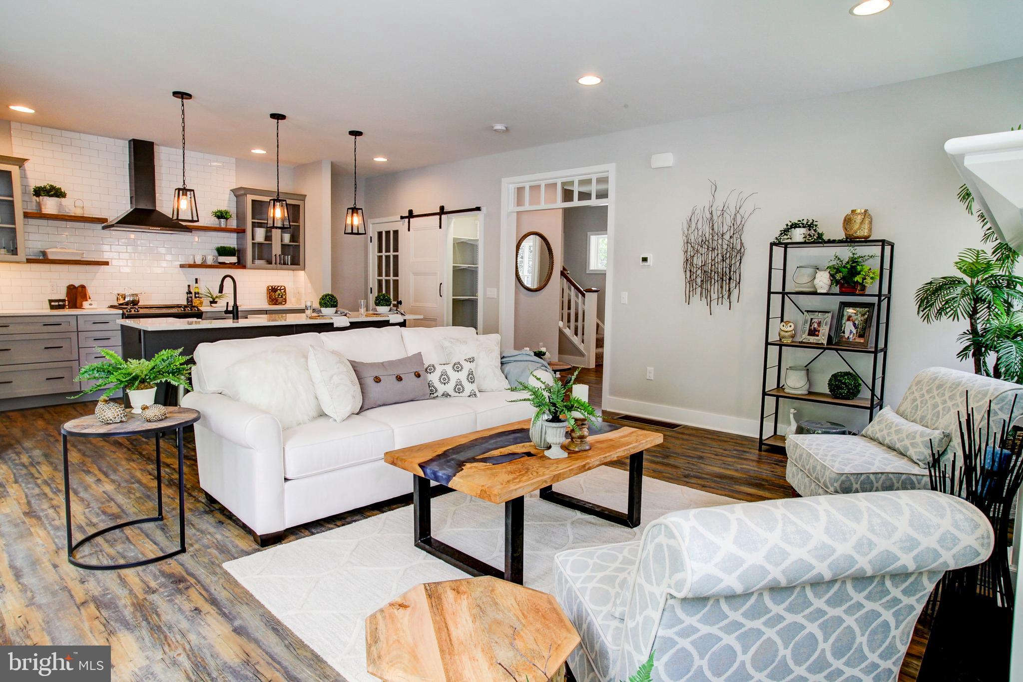 WILLOW BEND FARM - Residential