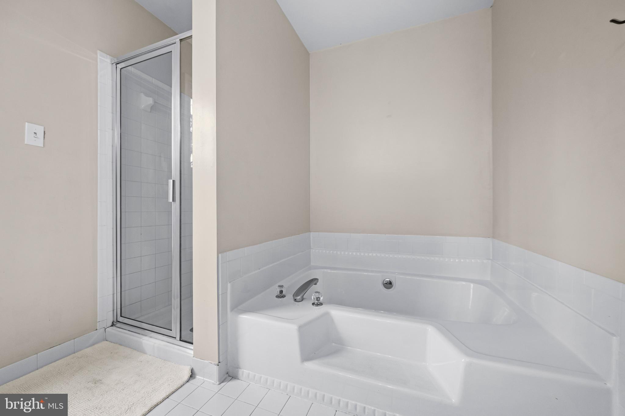 HUNTERS RIDGE - Residential