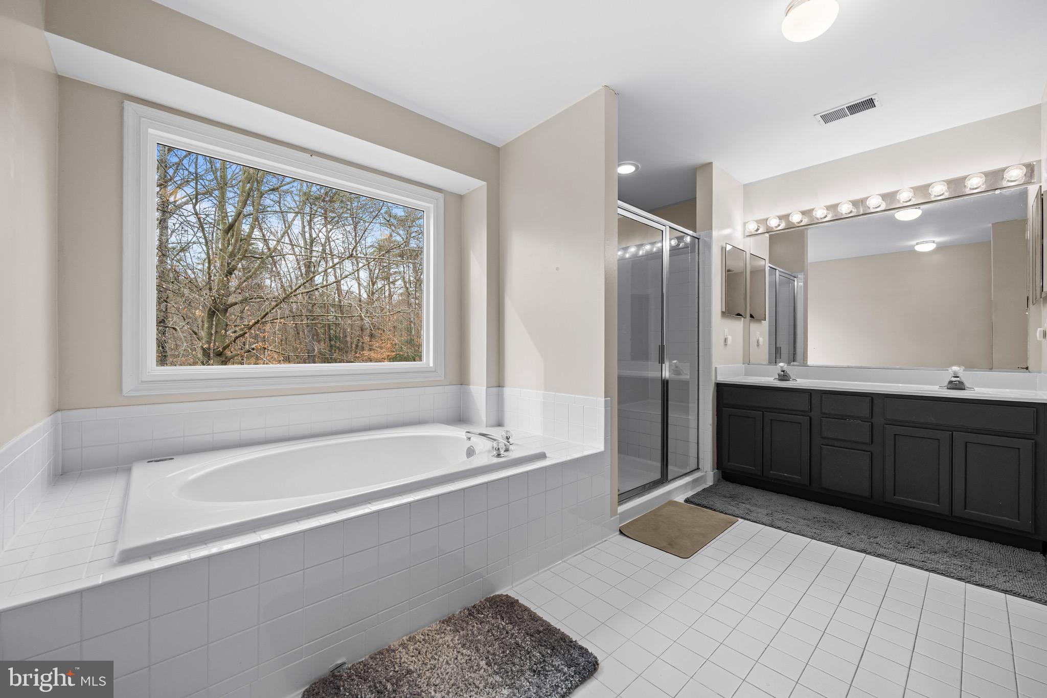 HUNTERS RIDGE - Residential