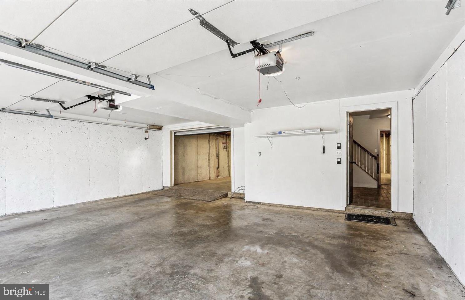 HUNTERS RIDGE - Residential