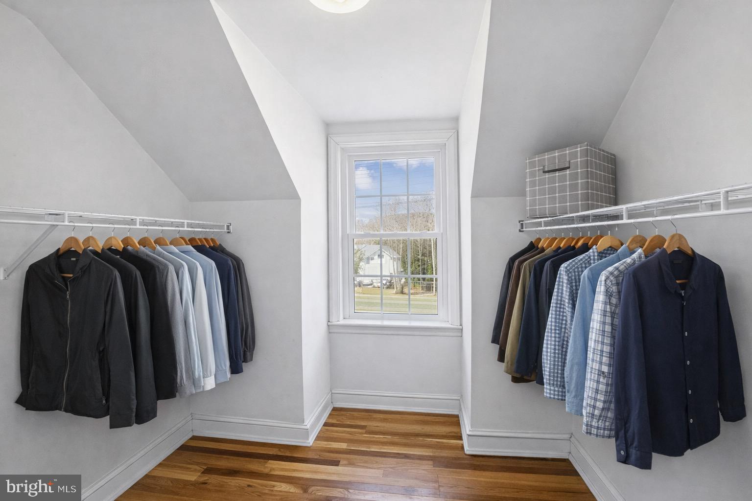 HUNTERS RIDGE - Residential