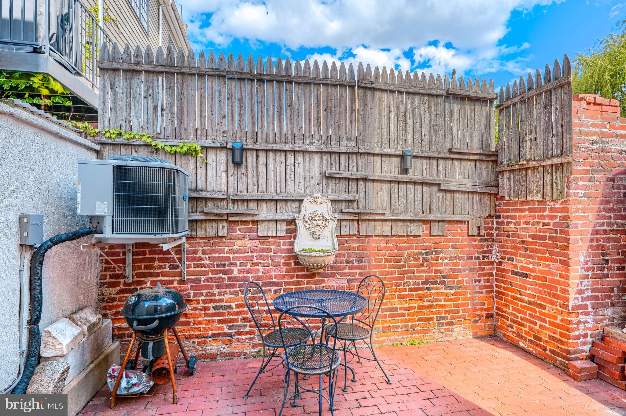 FELLS POINT HISTORIC DISTRICT - Residential