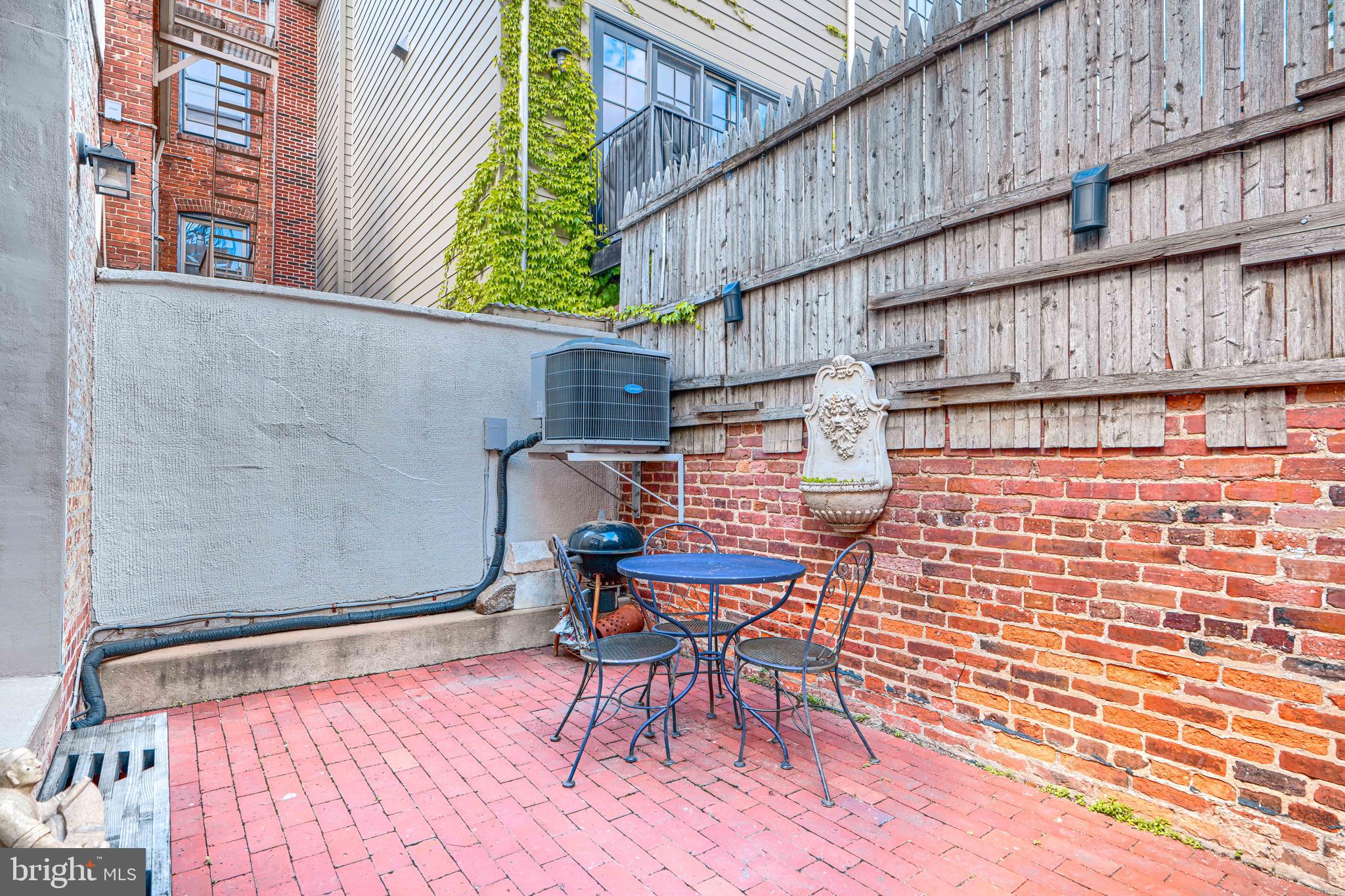 FELLS POINT HISTORIC DISTRICT - Residential