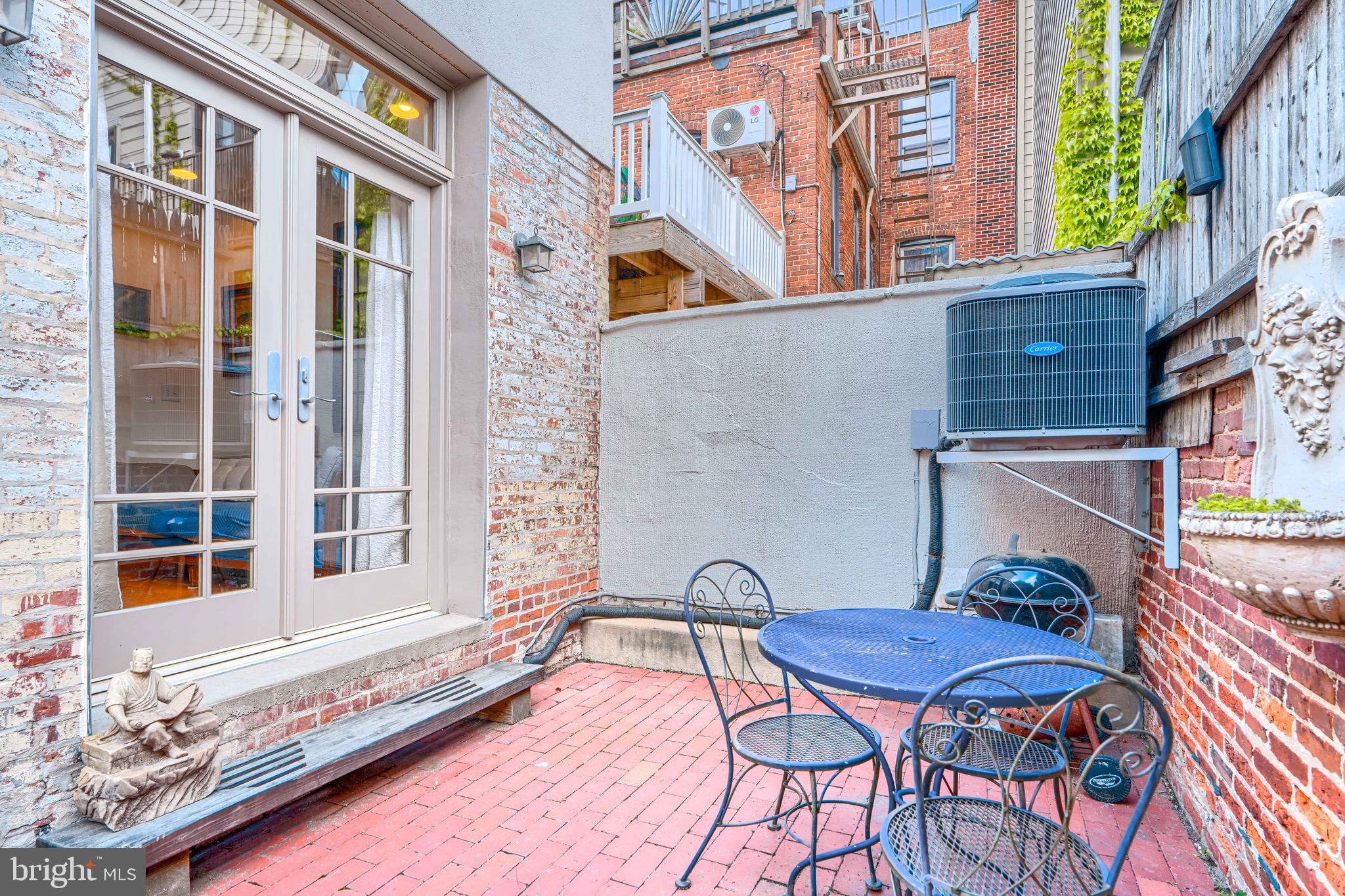 FELLS POINT HISTORIC DISTRICT - Residential