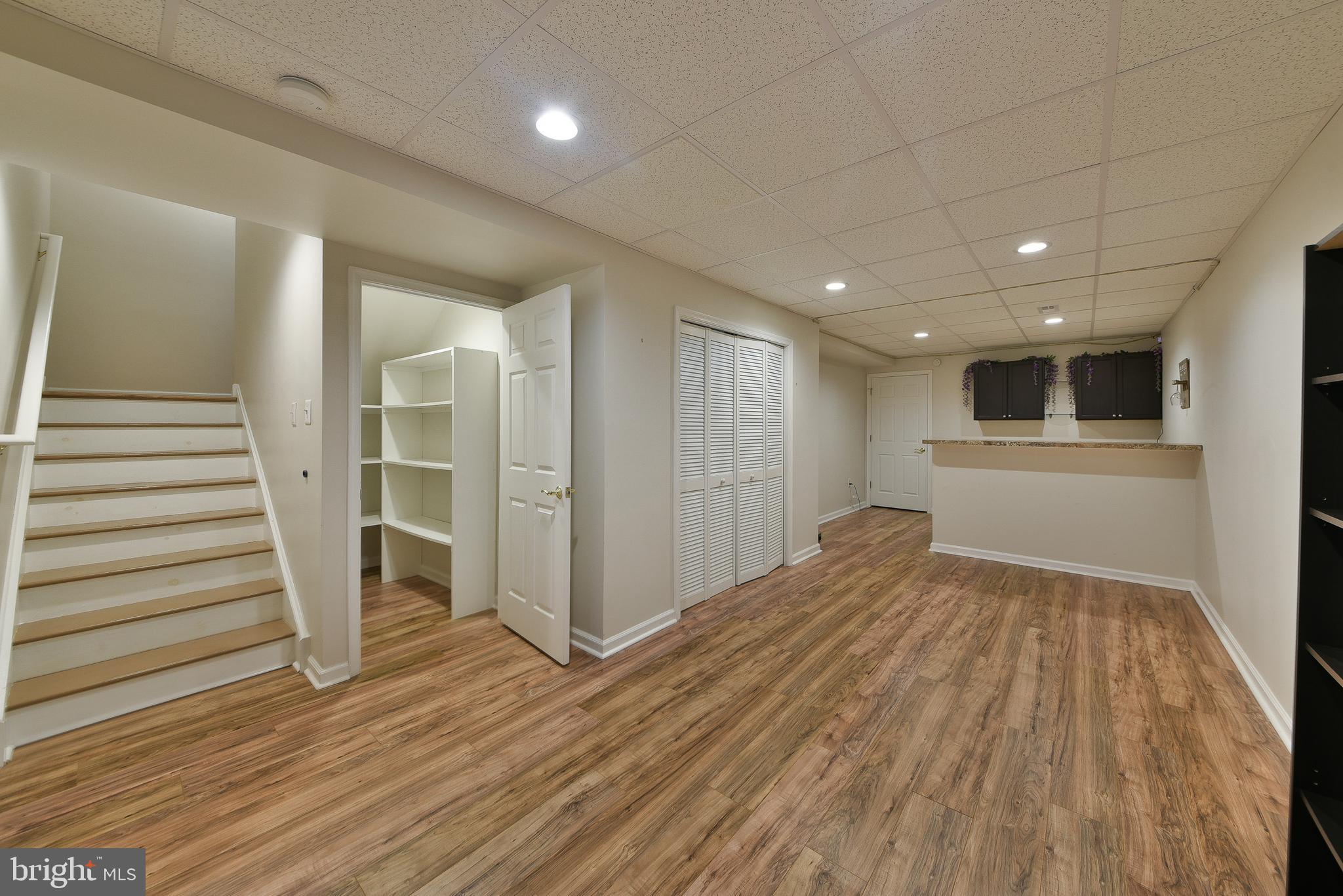 WALNUT RIDGE - Residential