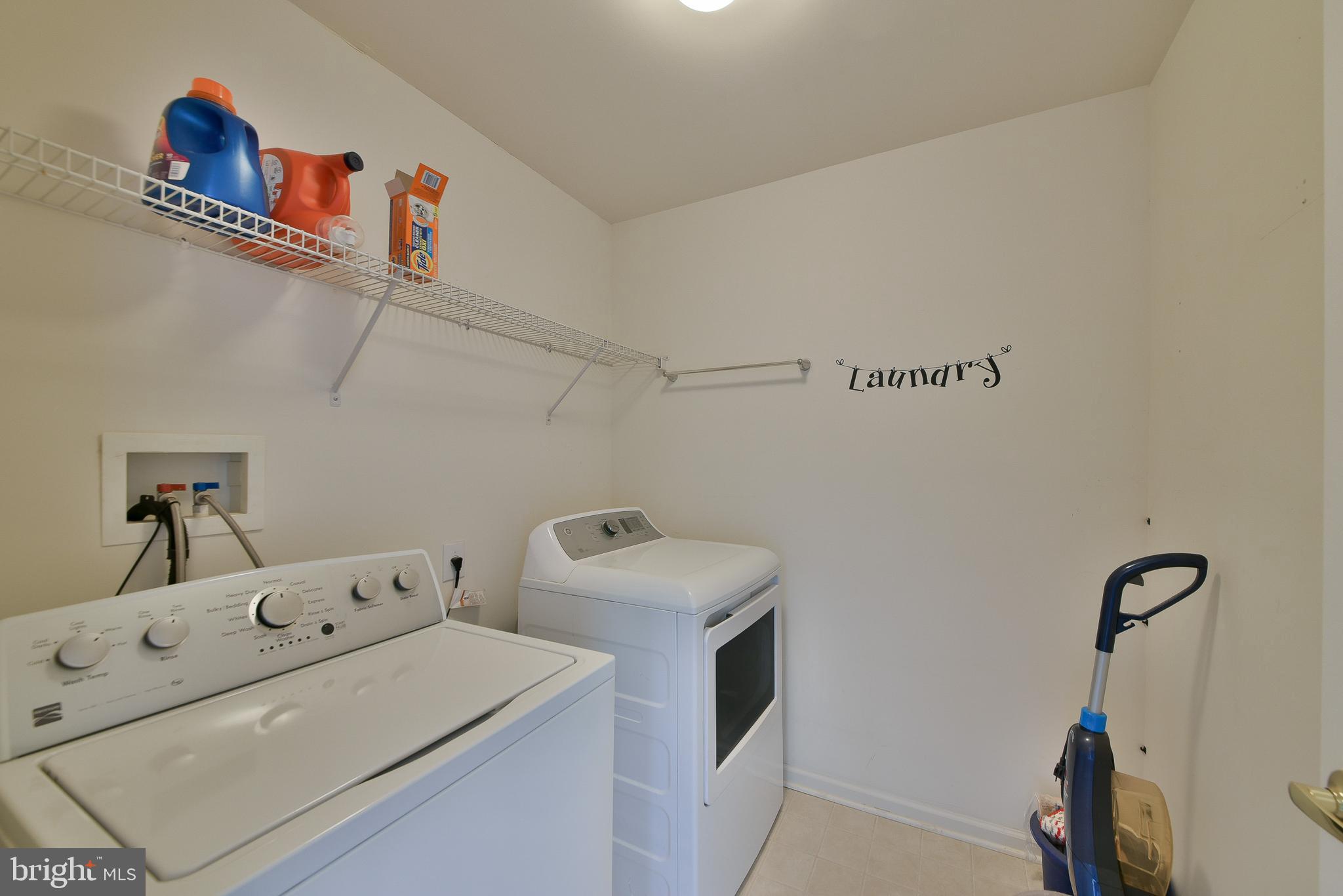 WALNUT RIDGE - Residential