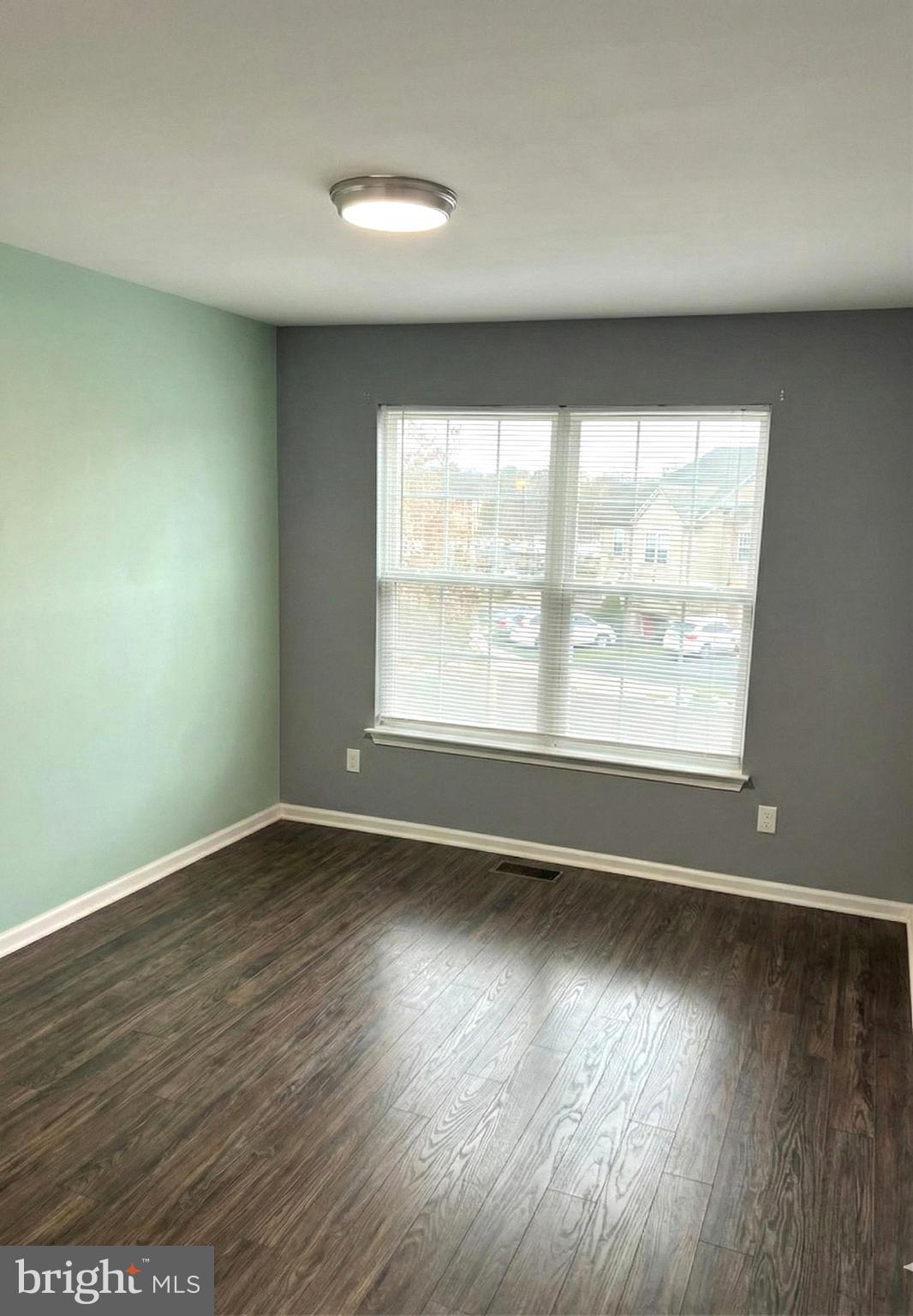 WALNUT RIDGE - Residential