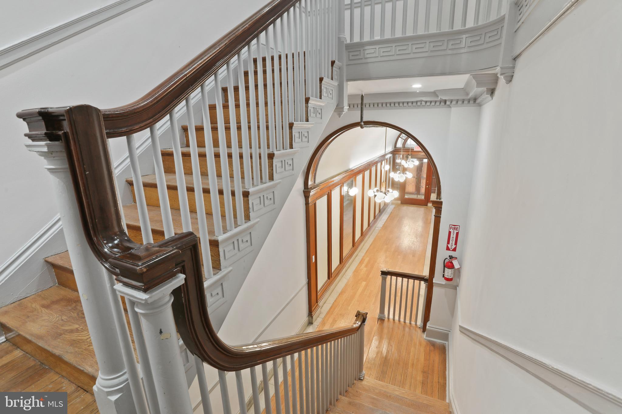 MOUNT VERNON PLACE HISTORIC DISTRICT - Residential Lease