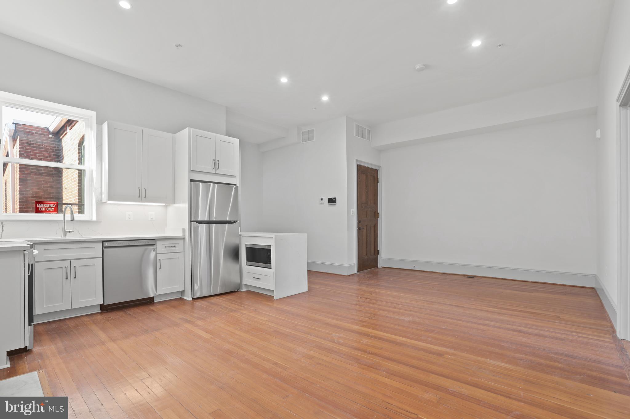 MOUNT VERNON PLACE HISTORIC DISTRICT - Residential Lease